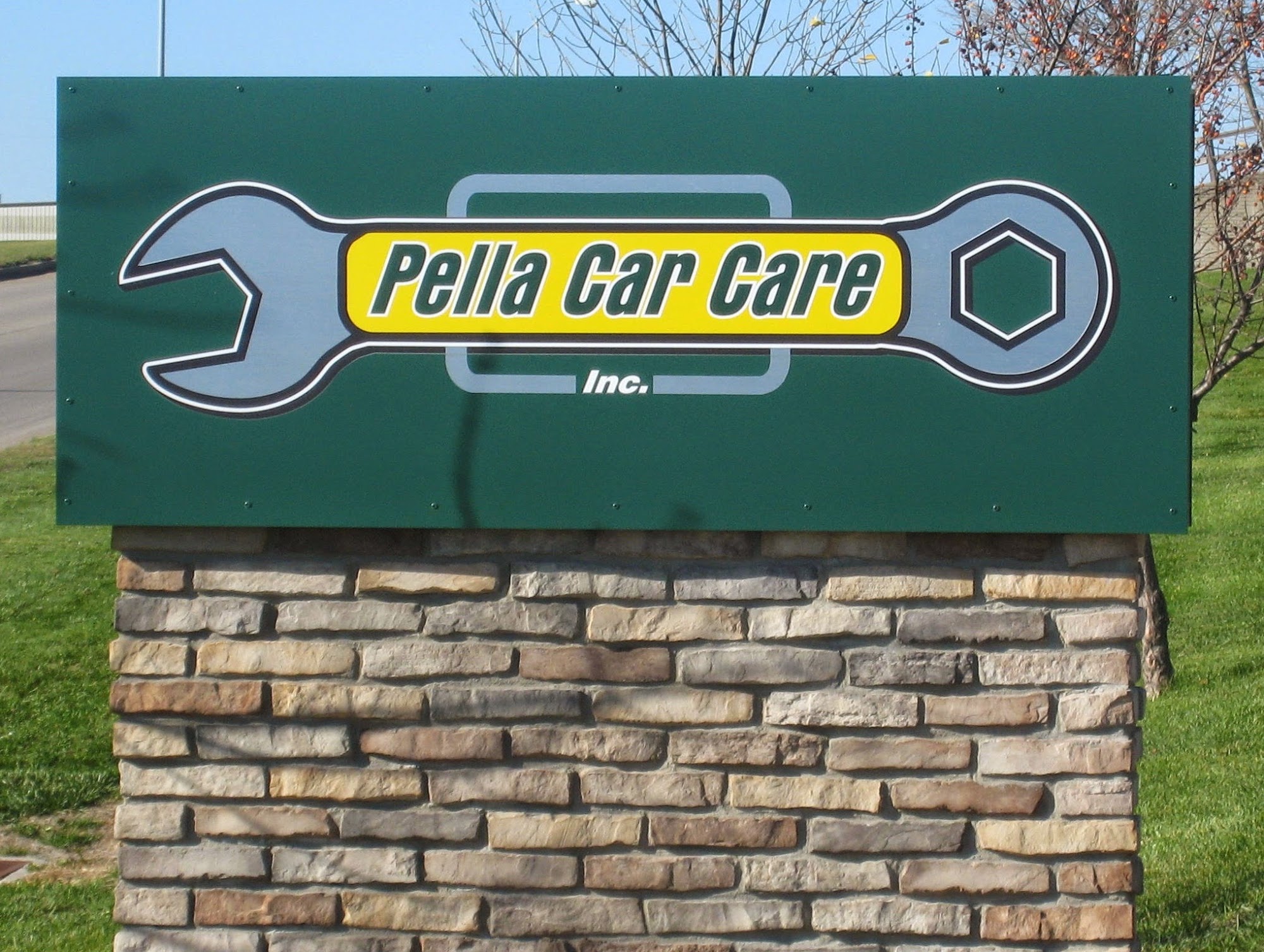 Pella Car Care