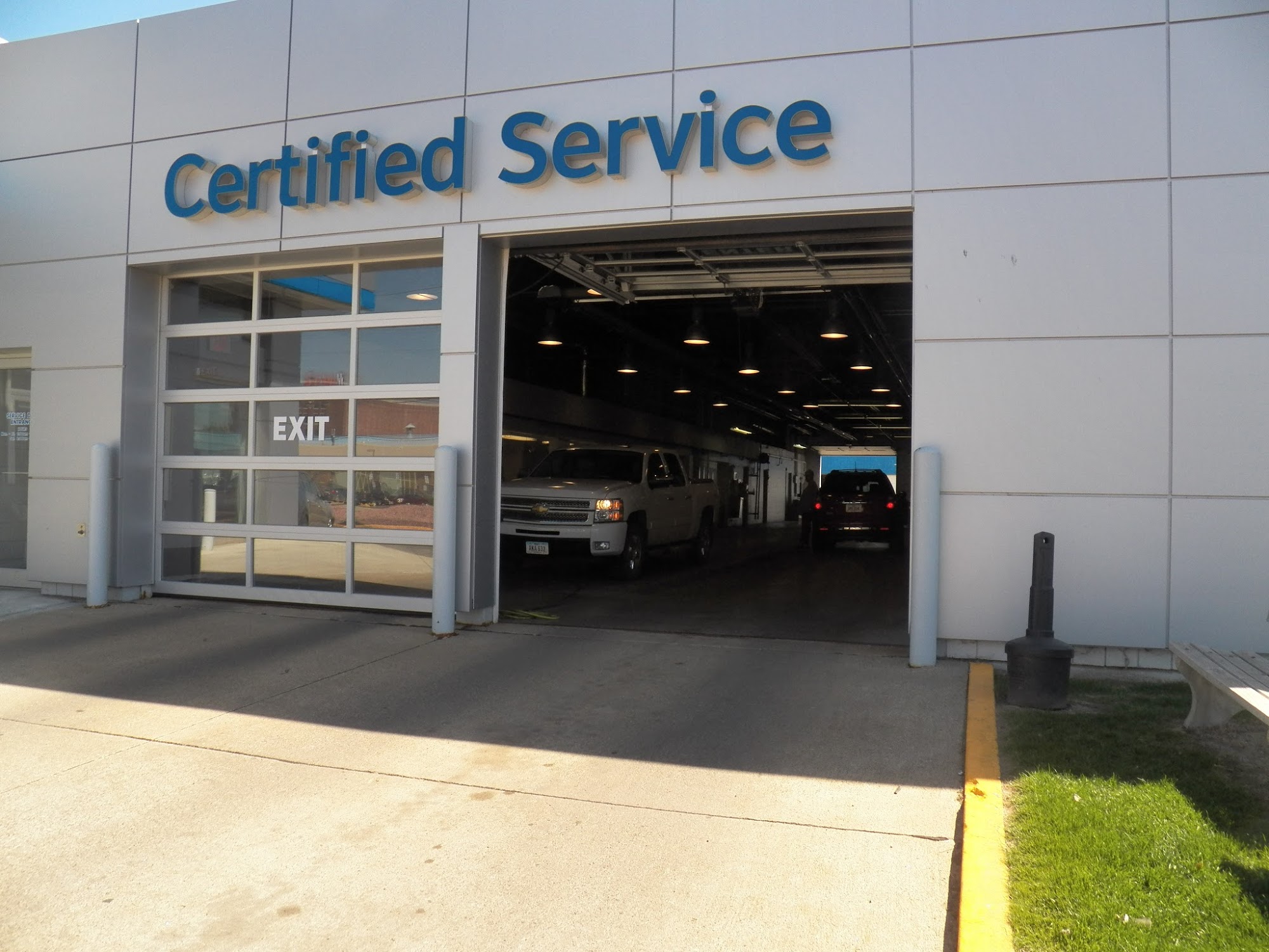 Service Center Knoepfler Chevrolet