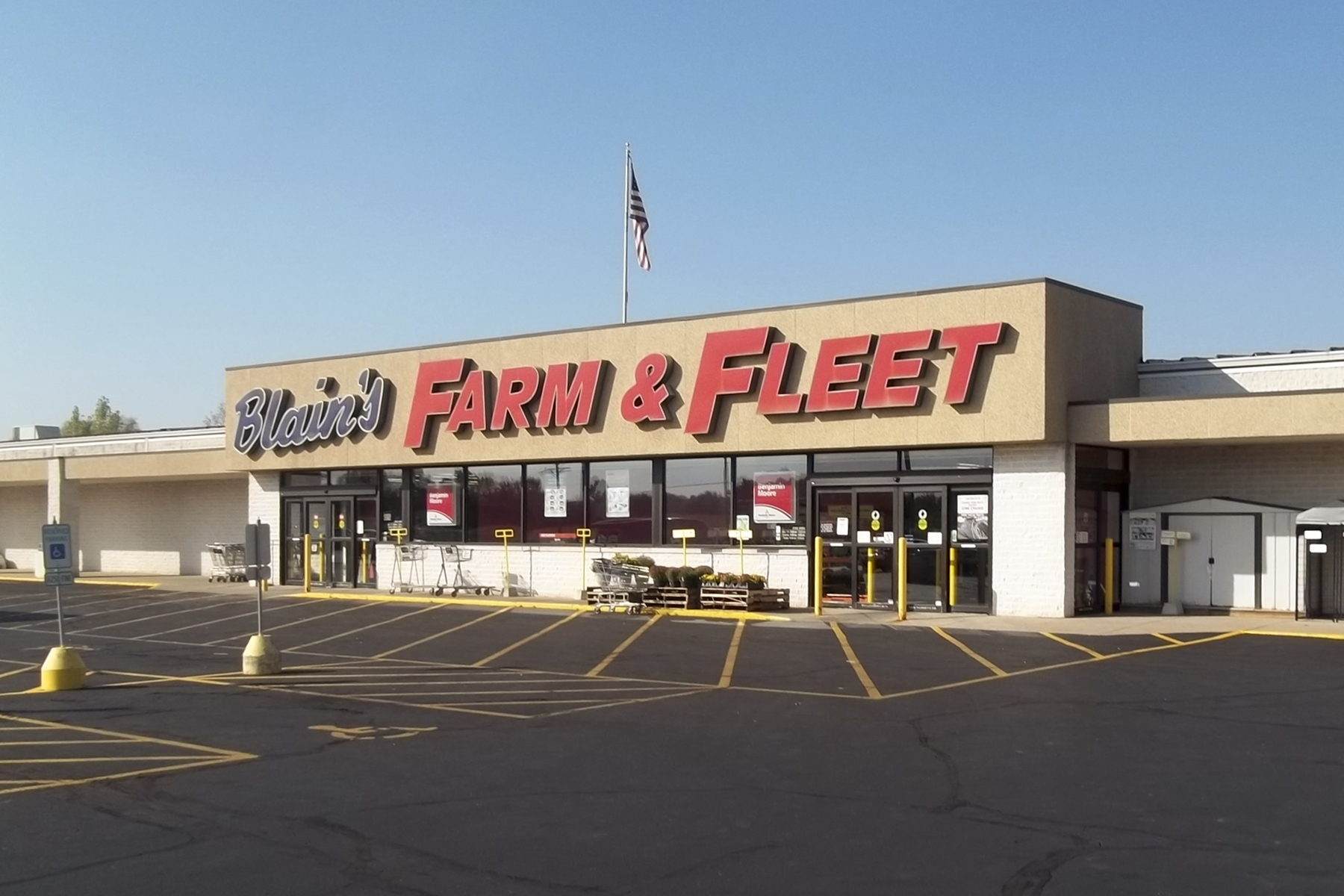 Blain's Farm & Fleet Tires and Auto Service Center - Belvidere, IL