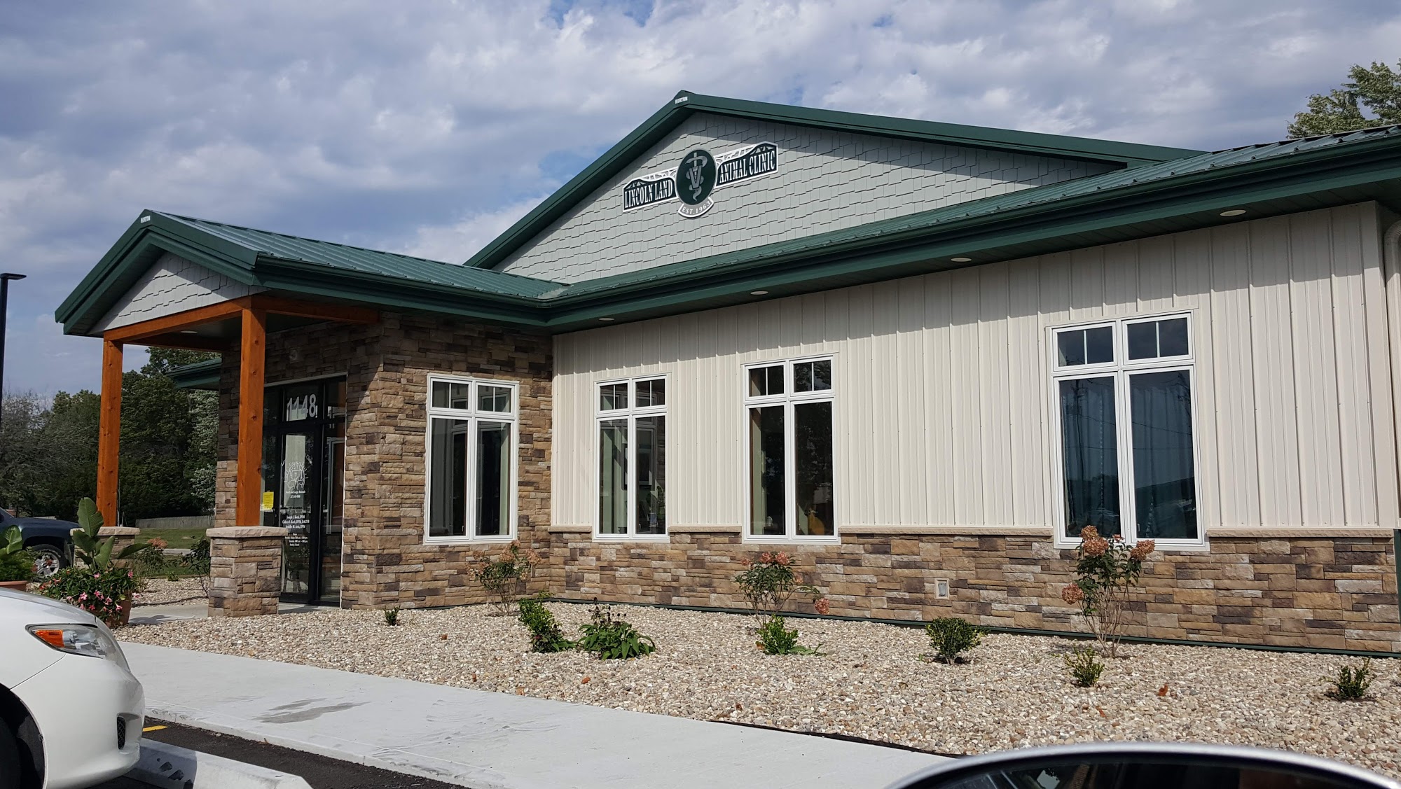 Lincoln Land Animal Clinic
