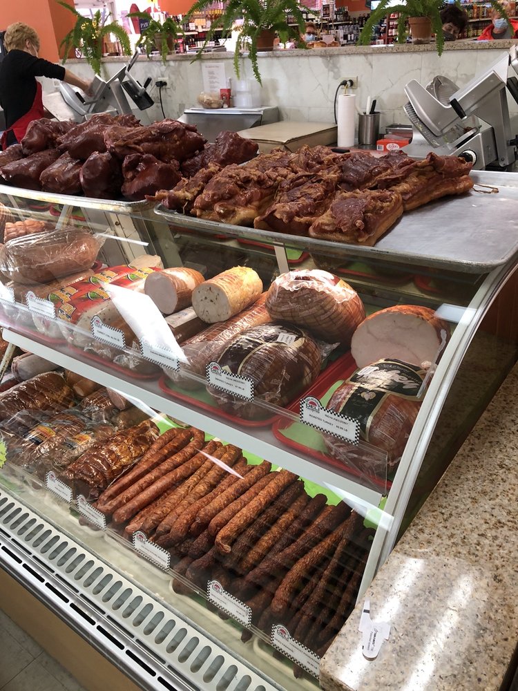 Lake Zurich, IL Restaurants Open for Takeout, Curbside Service and/or