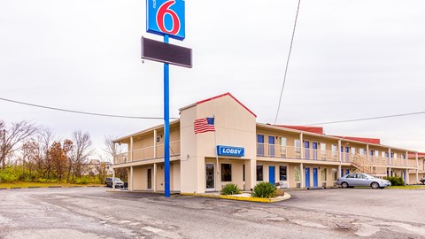 Motel 6 Mount Vernon, IL