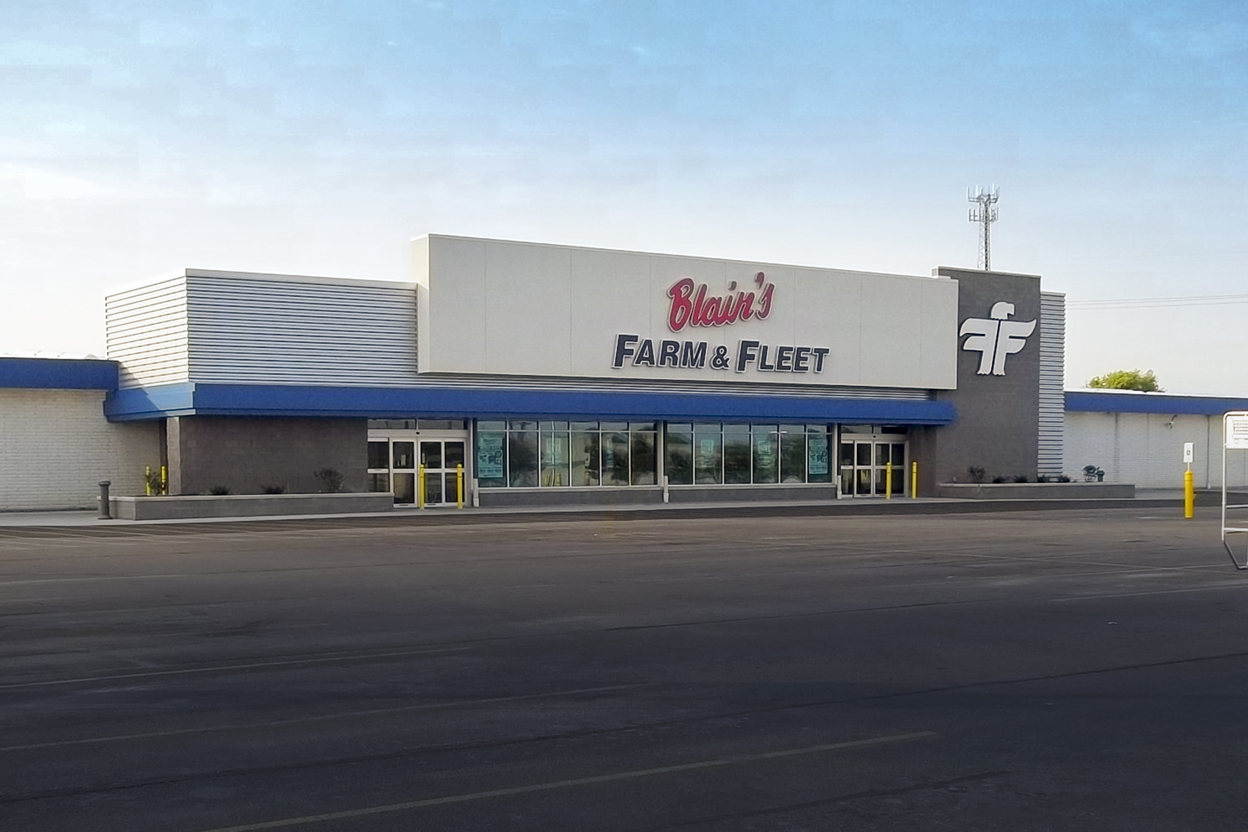 Blain's Farm & Fleet Tires and Auto Service Center - Sterling, IL