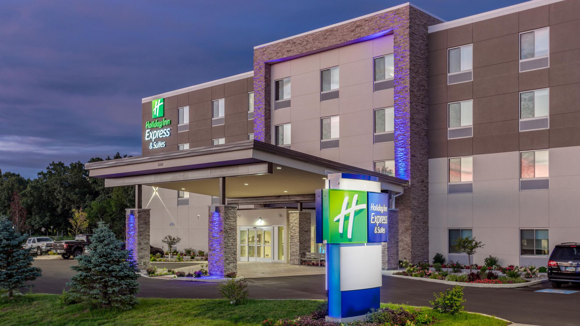 Holiday Inn Express & Suites Elkhart North, an IHG Hotel