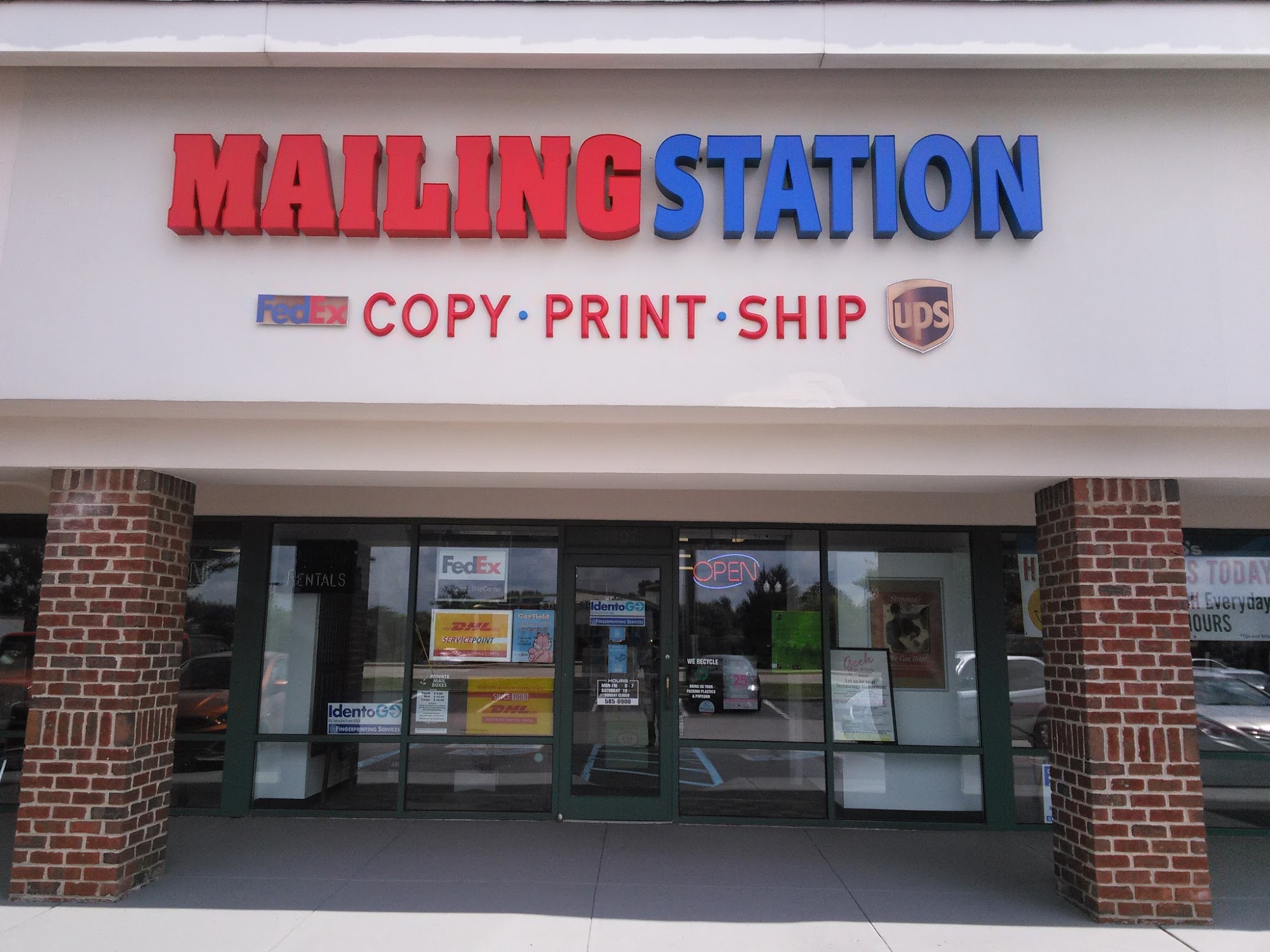 Mailing Station