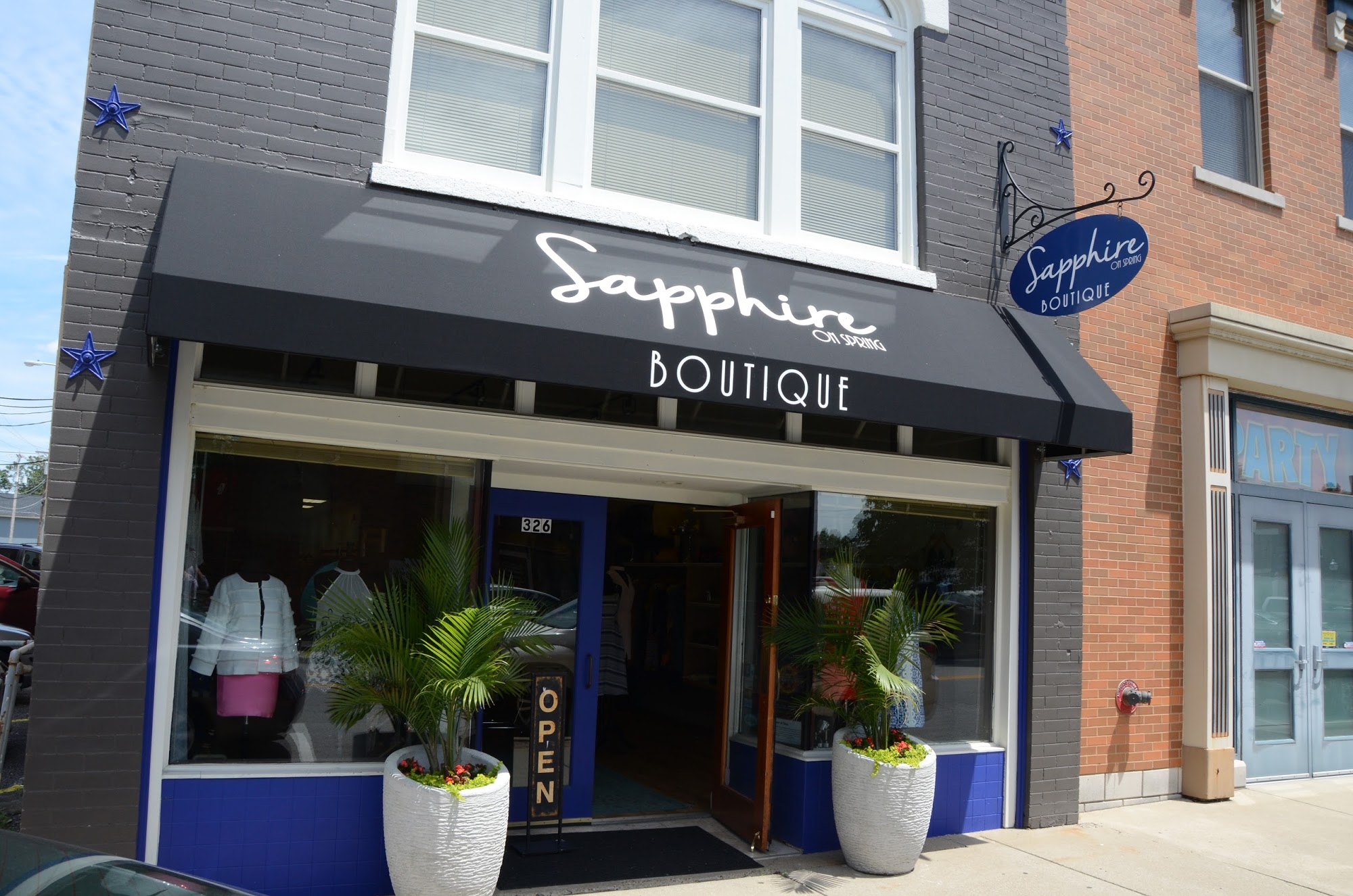 Sapphire on Spring Boutique
