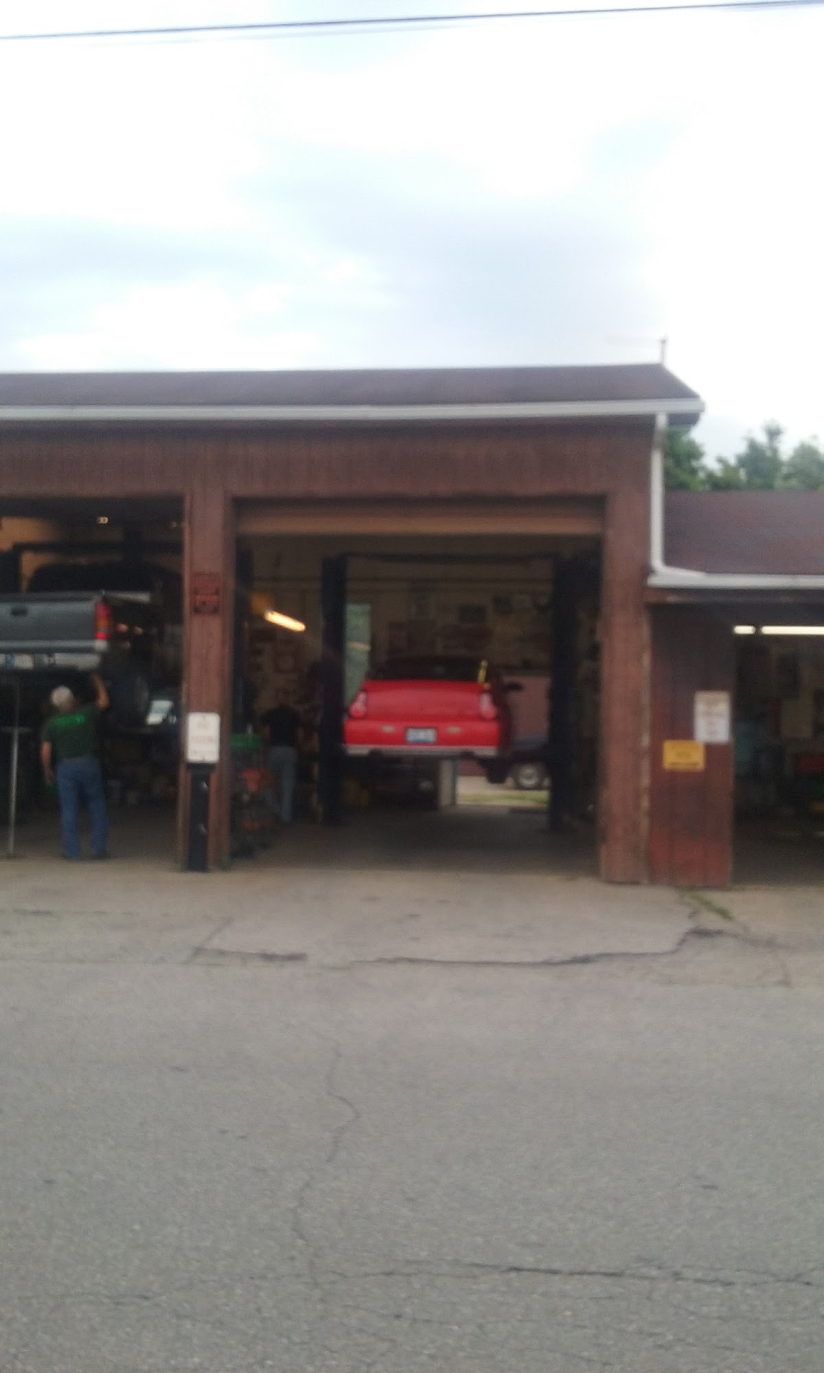 Carpenter's Service Center