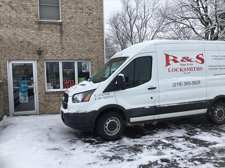 Roger & Son Locksmiths, Inc.