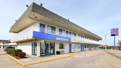 Motel 6 Topeka, KS - Northwest