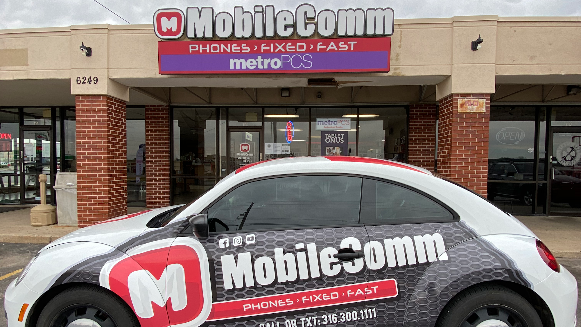 MobileComm - Phones Fixed Fast (21st & Woodlawn)