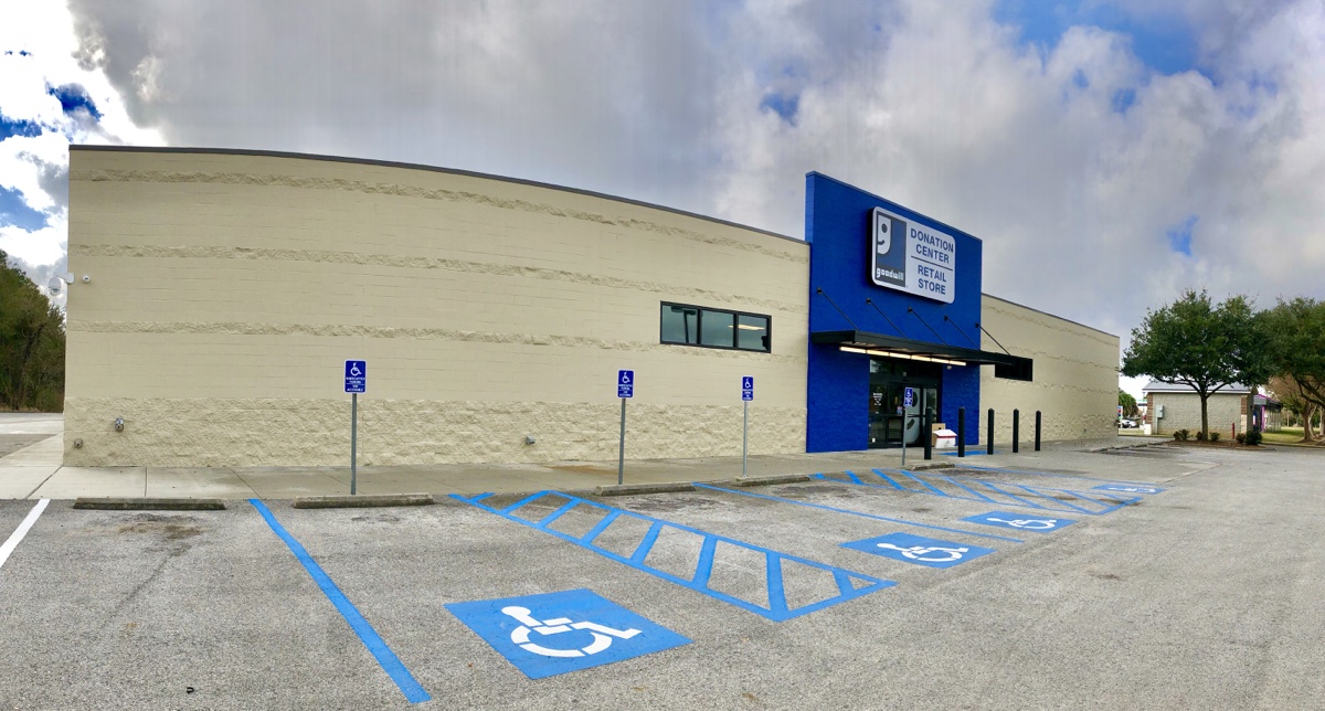 Goodwill Acadiana, Carencro Retail