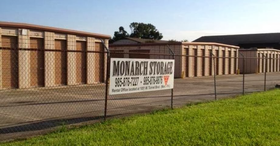 Monarch LaCarpe Polk Storage