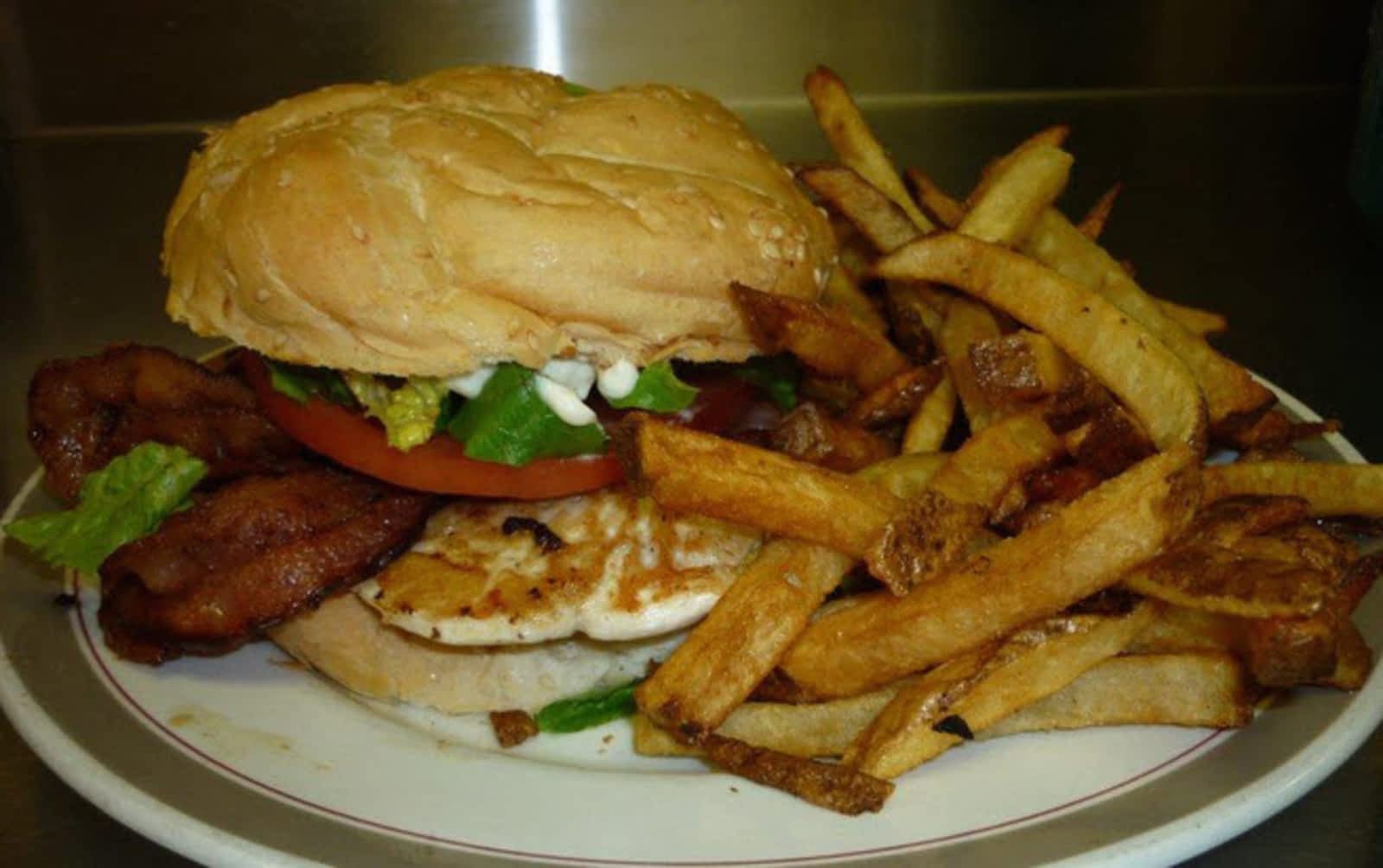 Photo credit: yellowpages.ca