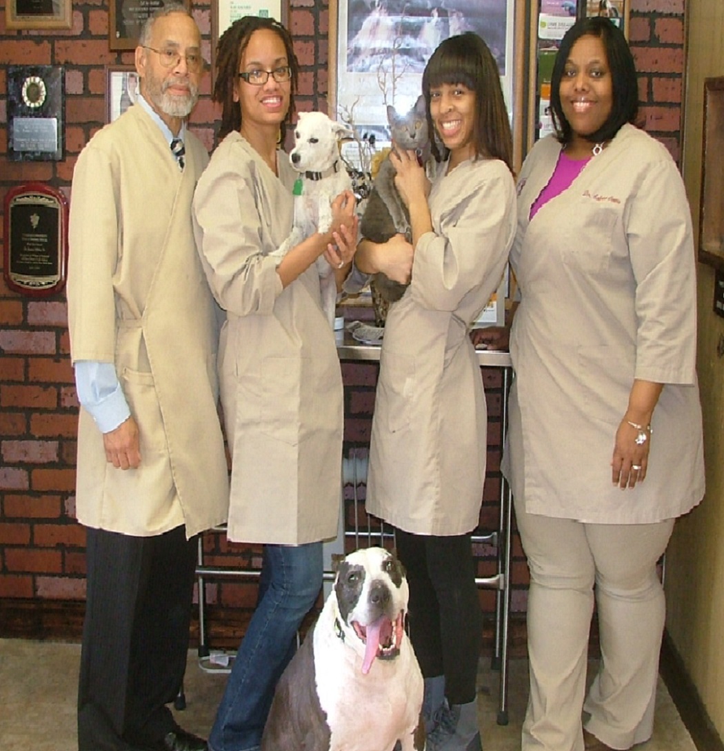 Oakcrest Veterinary Clinic