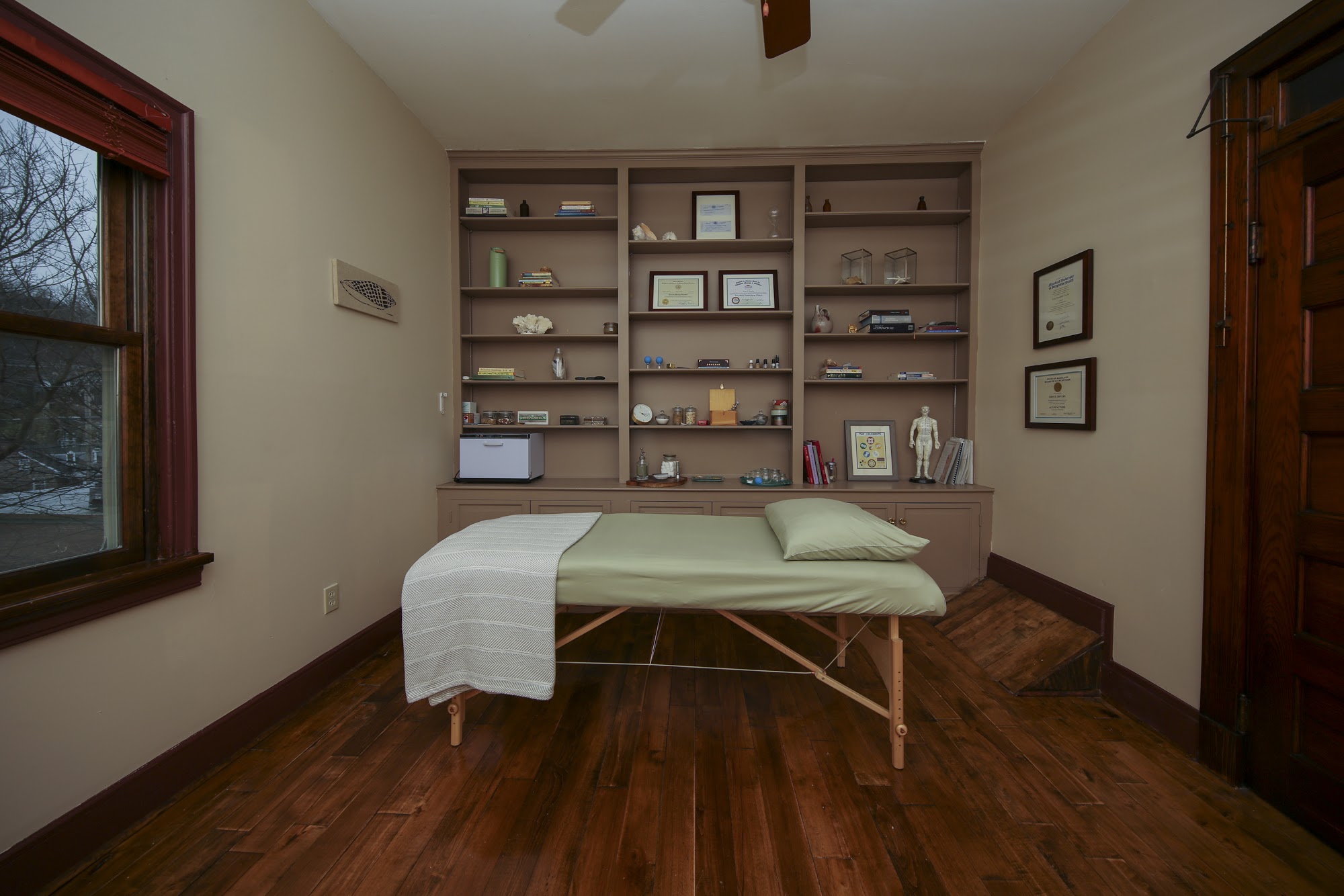 Erin E. Devlin Acupuncture & Massage Therapy