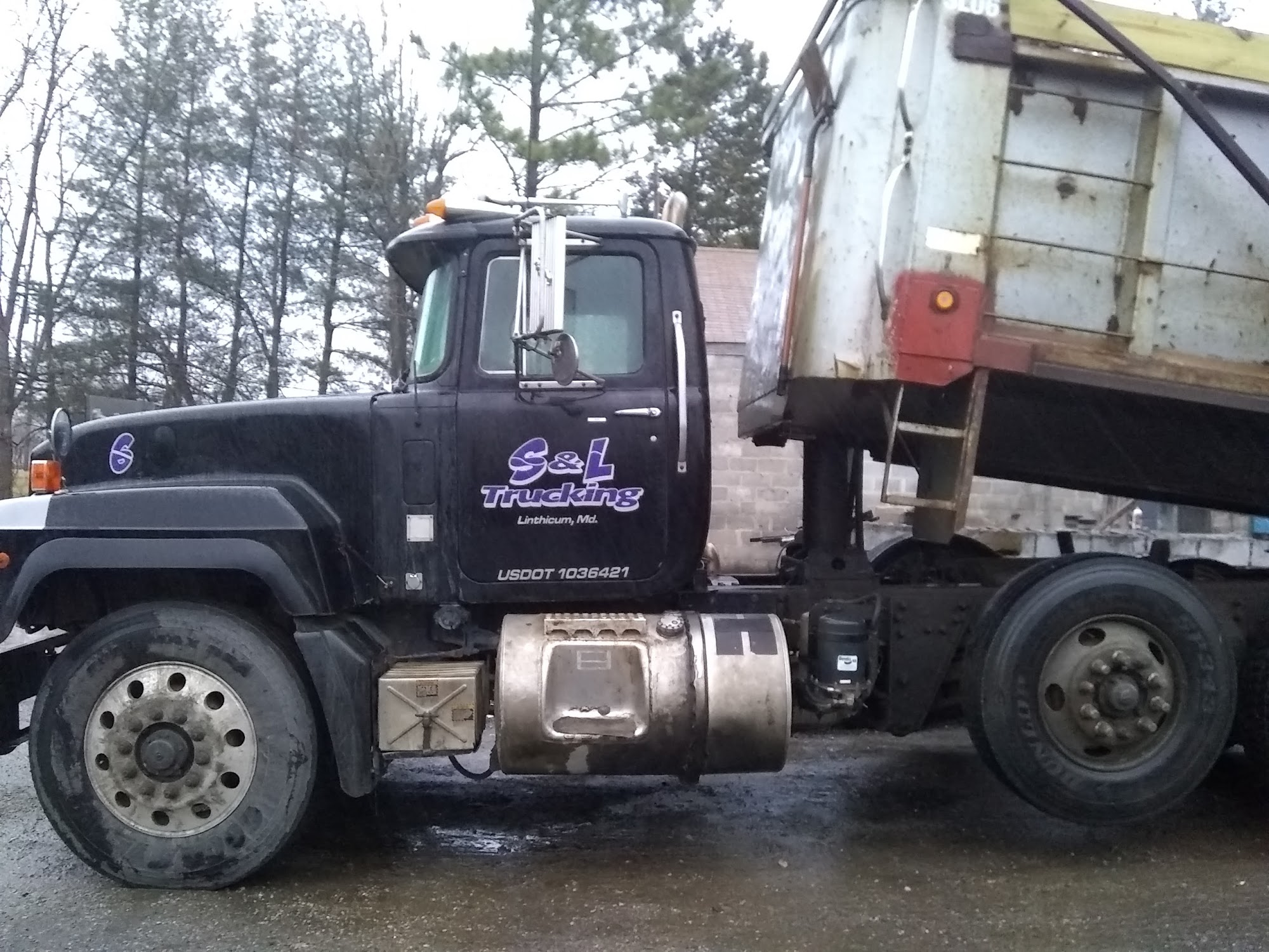 S & L Trucking LLC