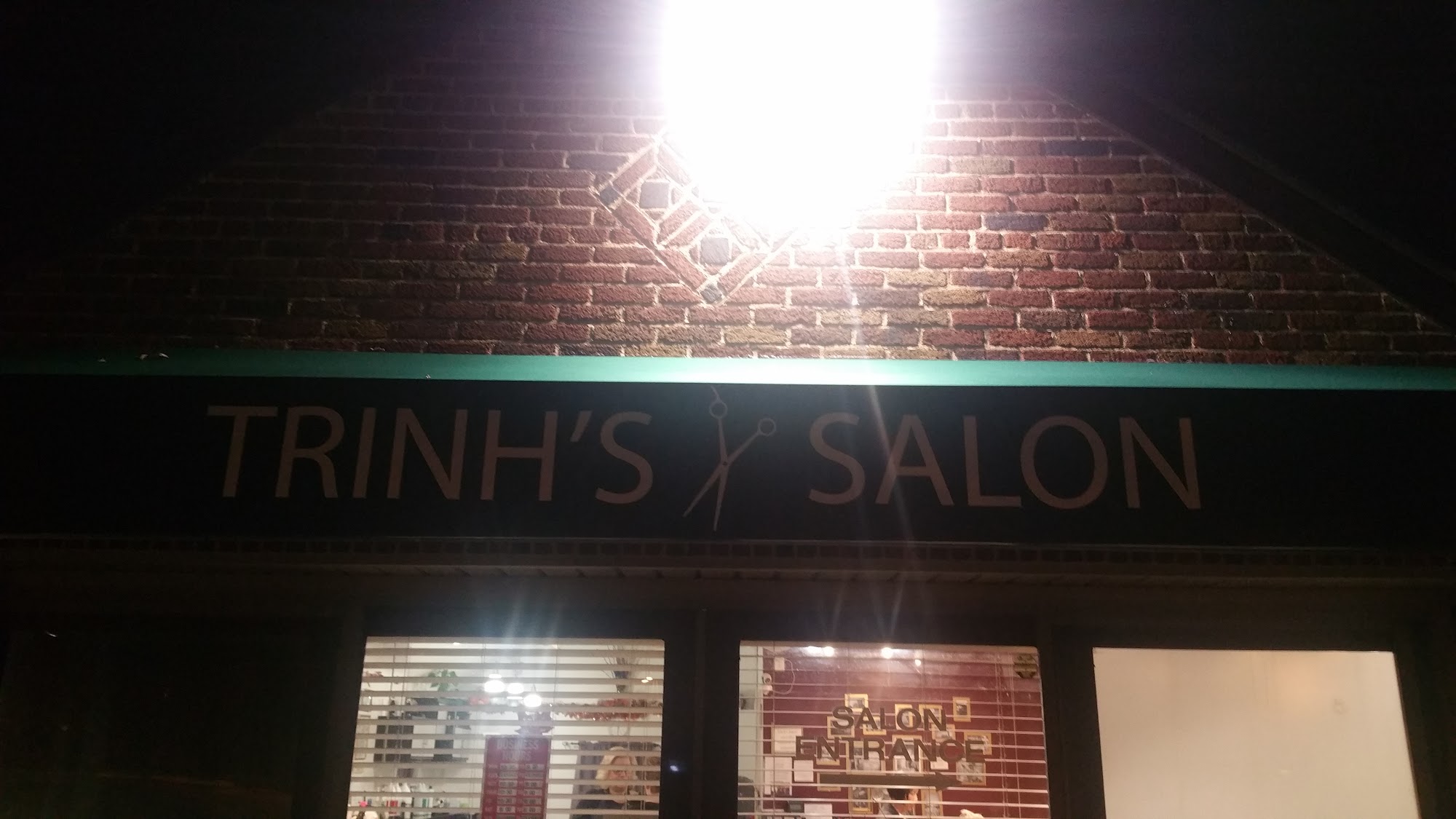 TRINH'S SALON LLC