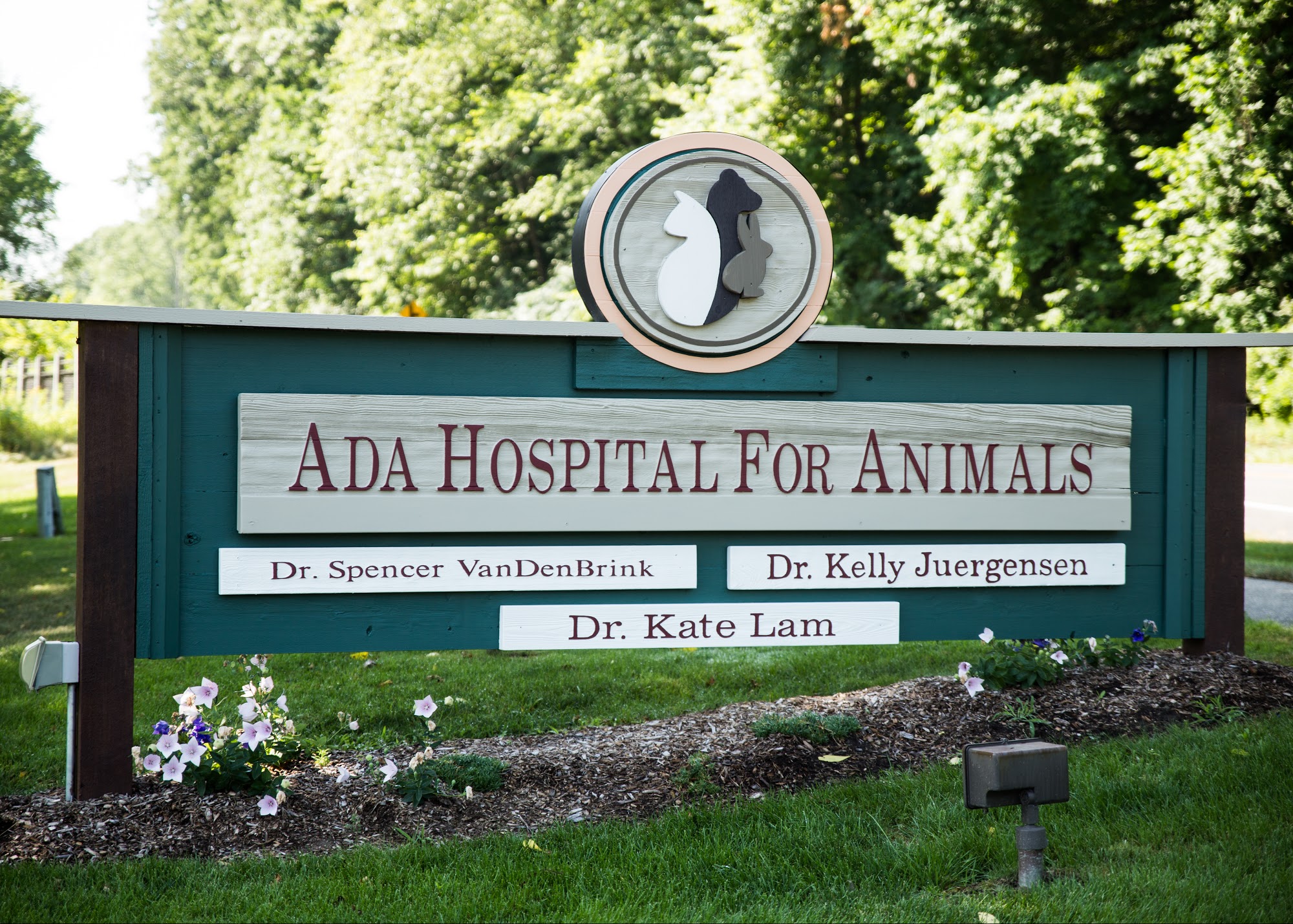 Ada Hospital for Animals
