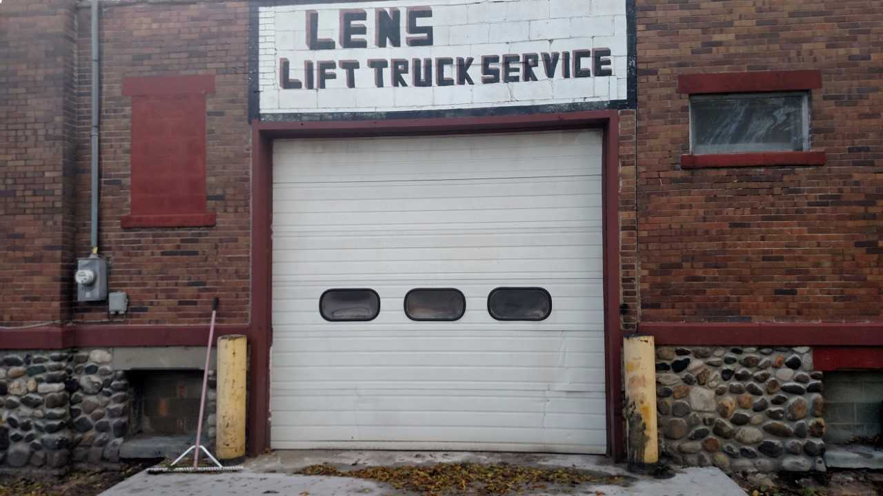 Len's Lift Truck Services
