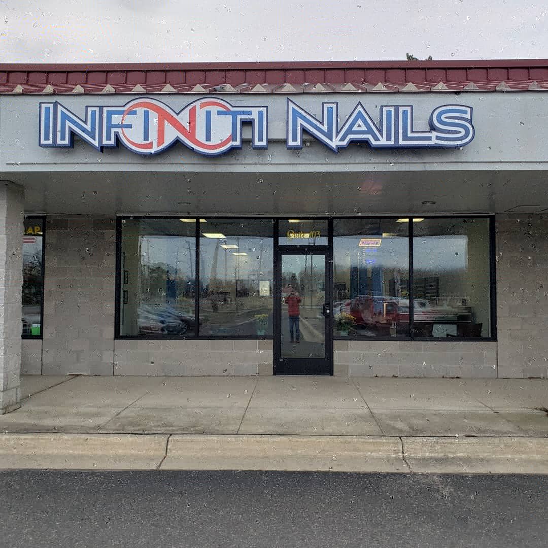 Infiniti Nails