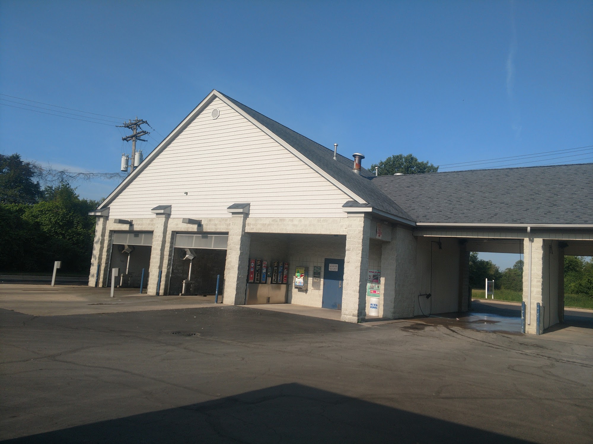 Water Works Auto Wash - Sumpter Rd.