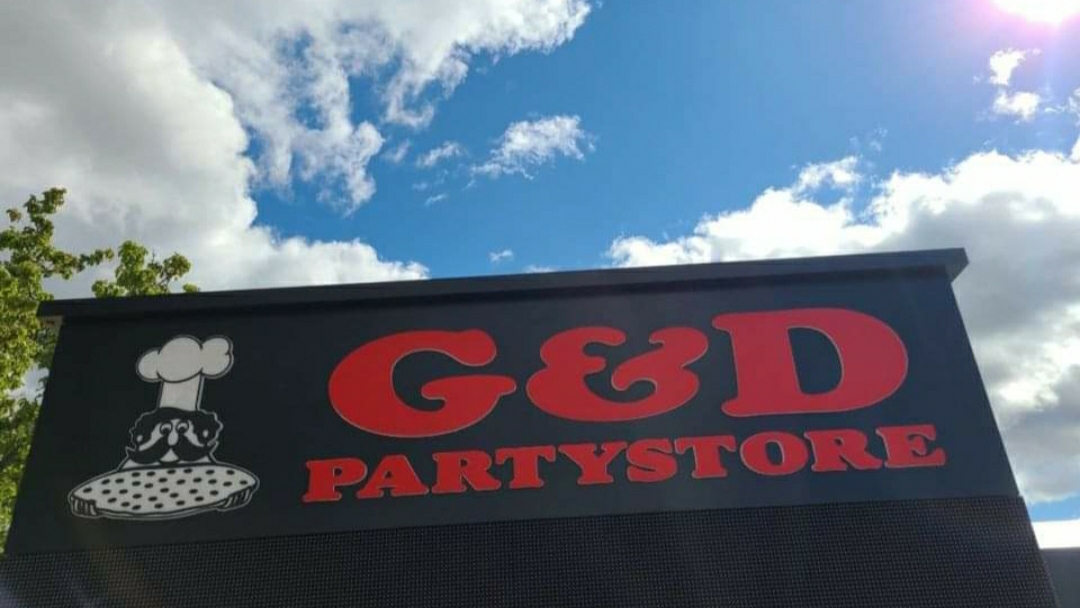 G & D Pizza & Party Store