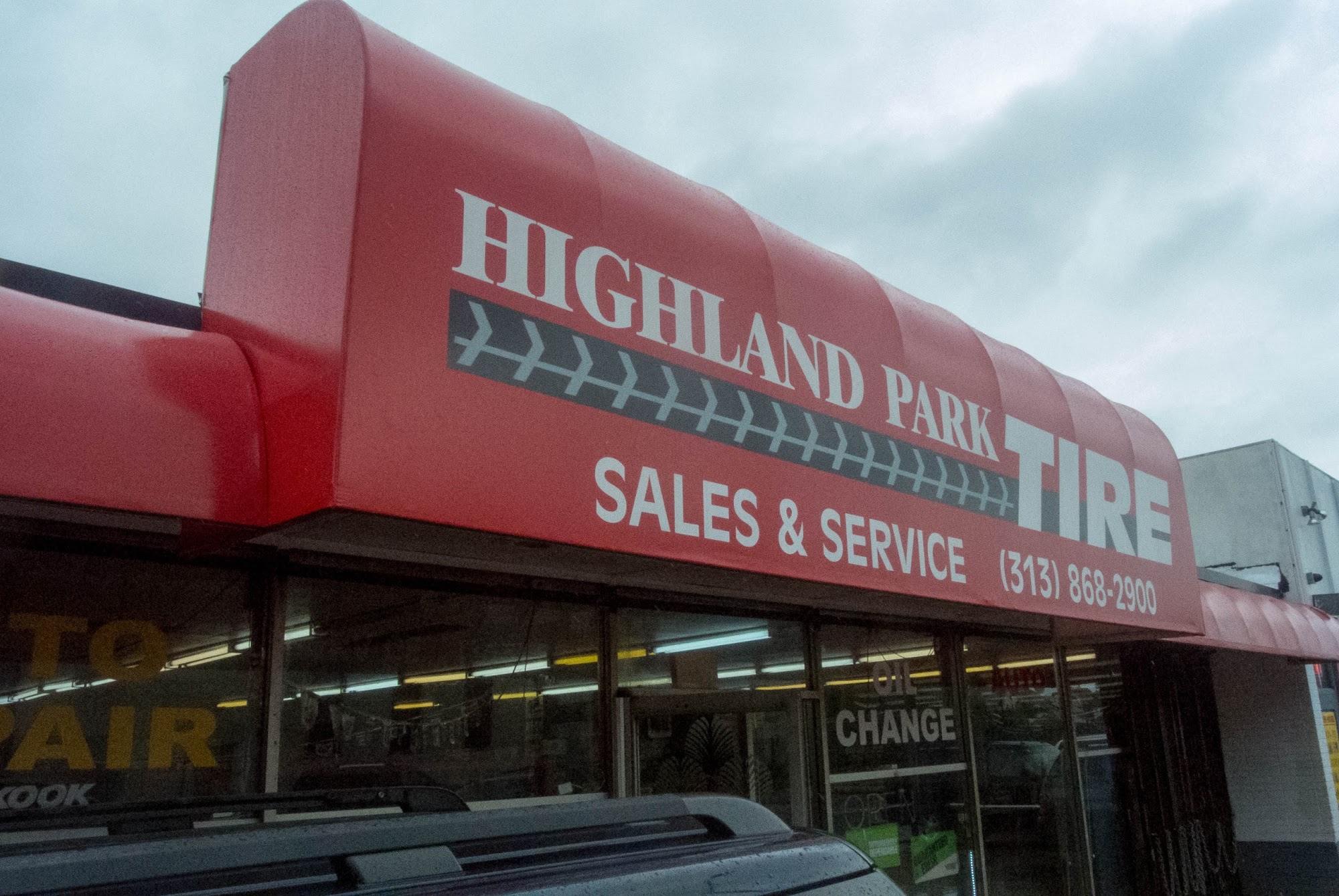 Highland Park Mechanic Shop