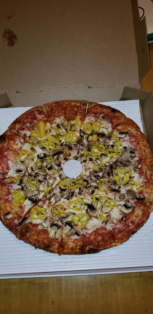 Cloverleaf Pizza 13411 15 Mile Rd, Sterling Heights