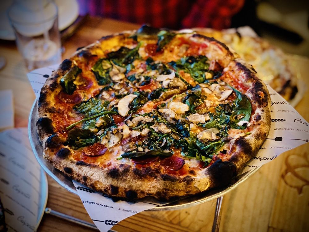 Crispelli's Bakery & Pizzeria - Troy 645 E Big Beaver Rd, Troy