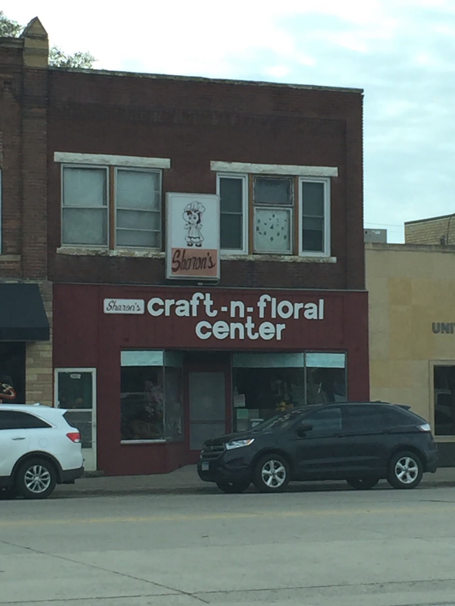 Sharon's Craft-N-Floral Center