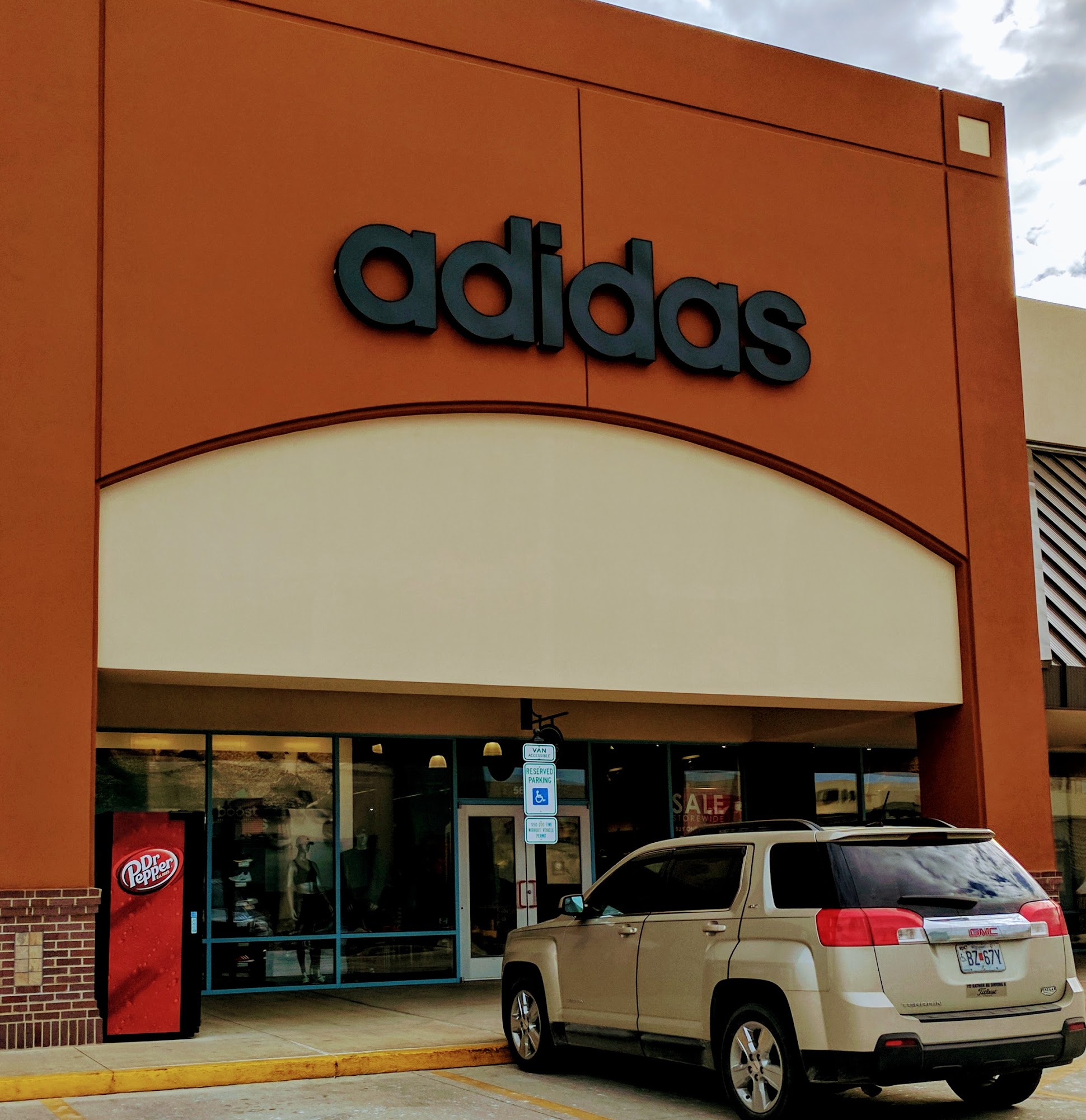 adidas Outlet Store Branson