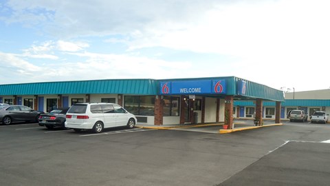 Motel 6 Columbus, MS