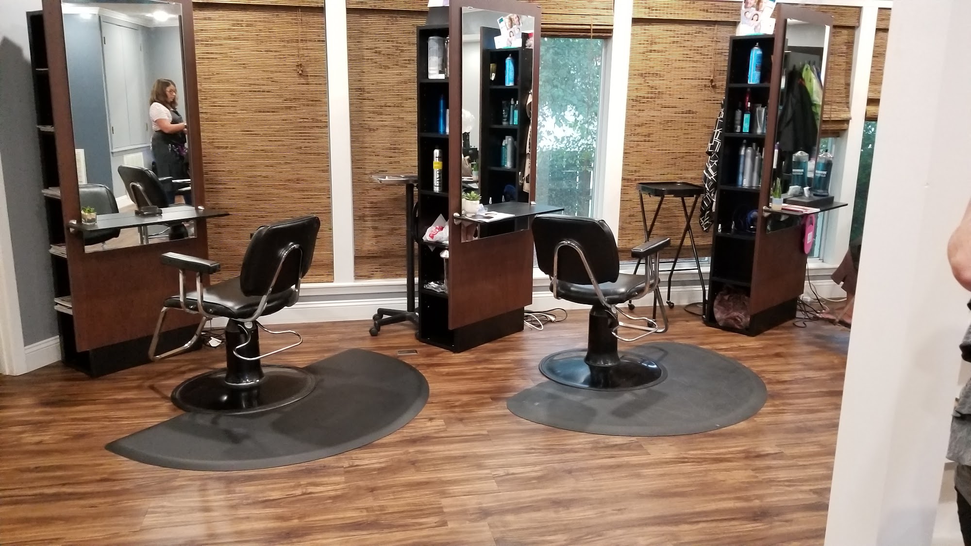 14 Best Hair Salons Near Flowood, MS - 2023 BestProsInTown