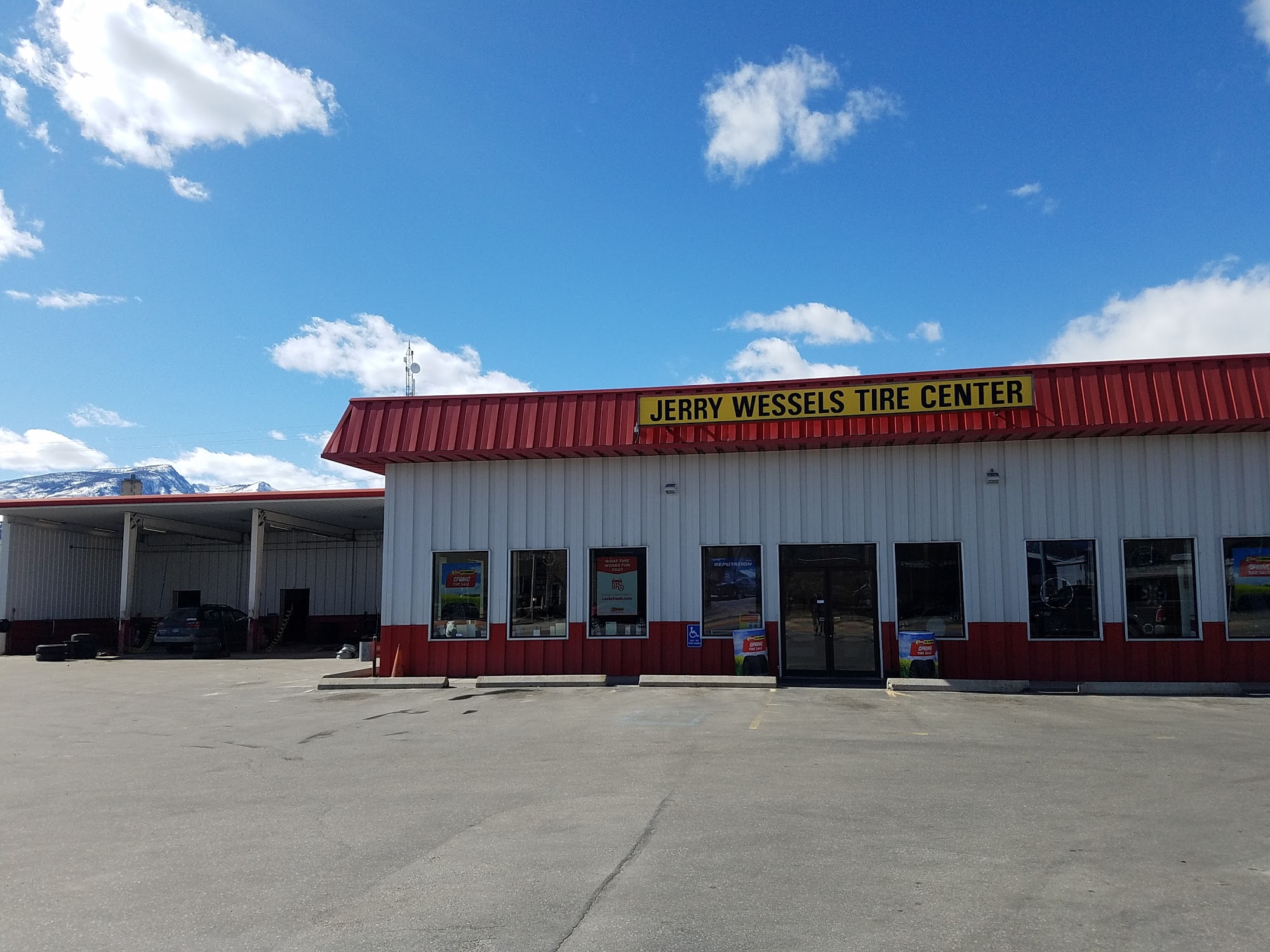 Jerry Wessels Tire Center