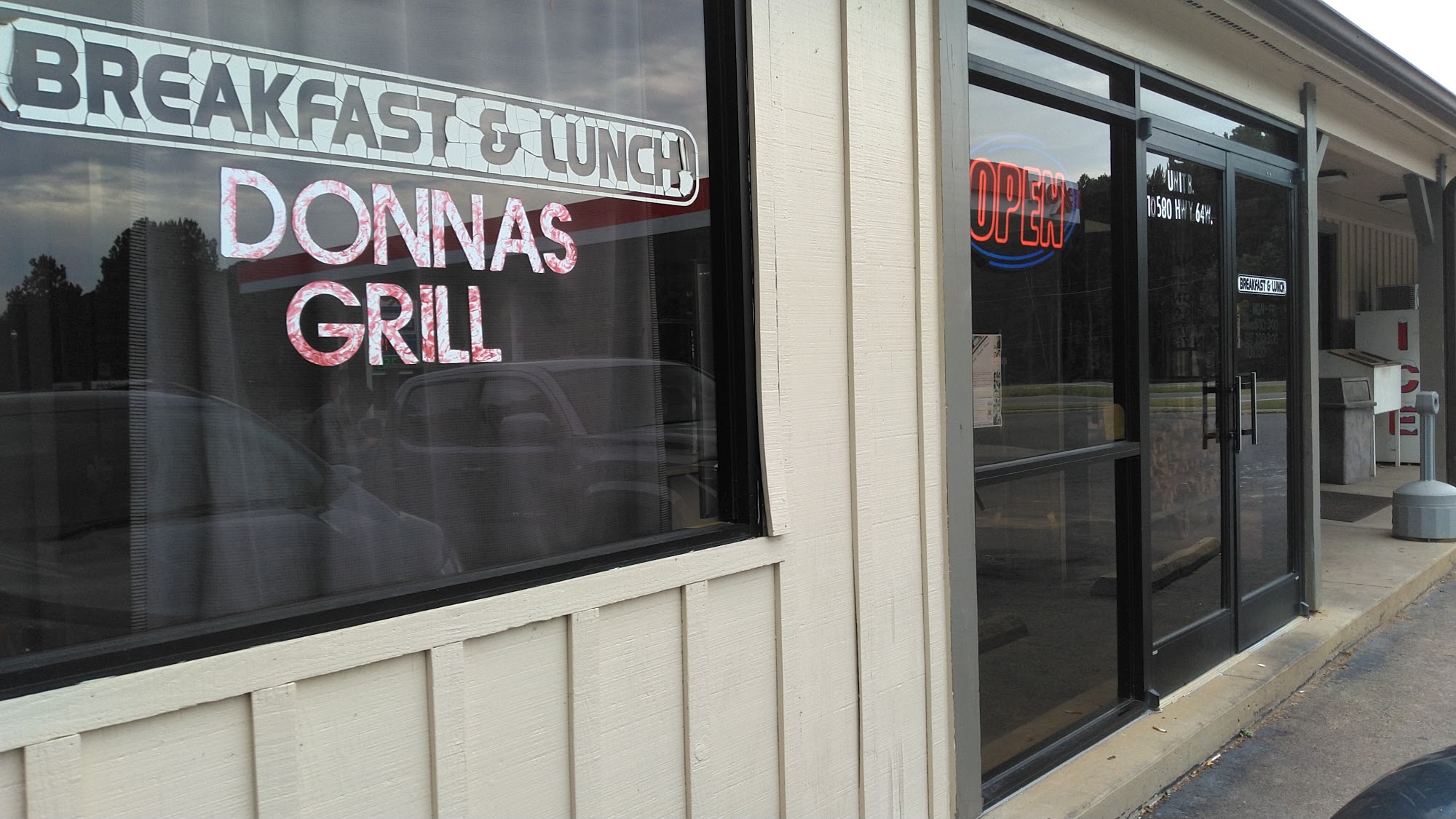 Donna's grill