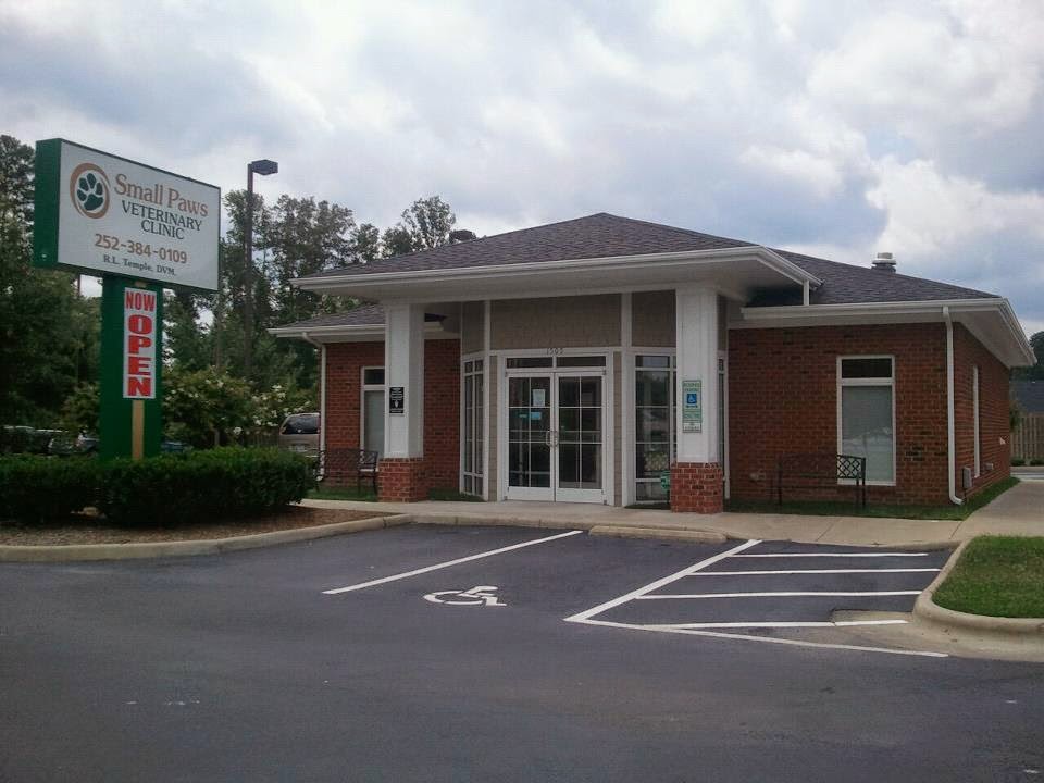 Small Paws Veterinary Clinic