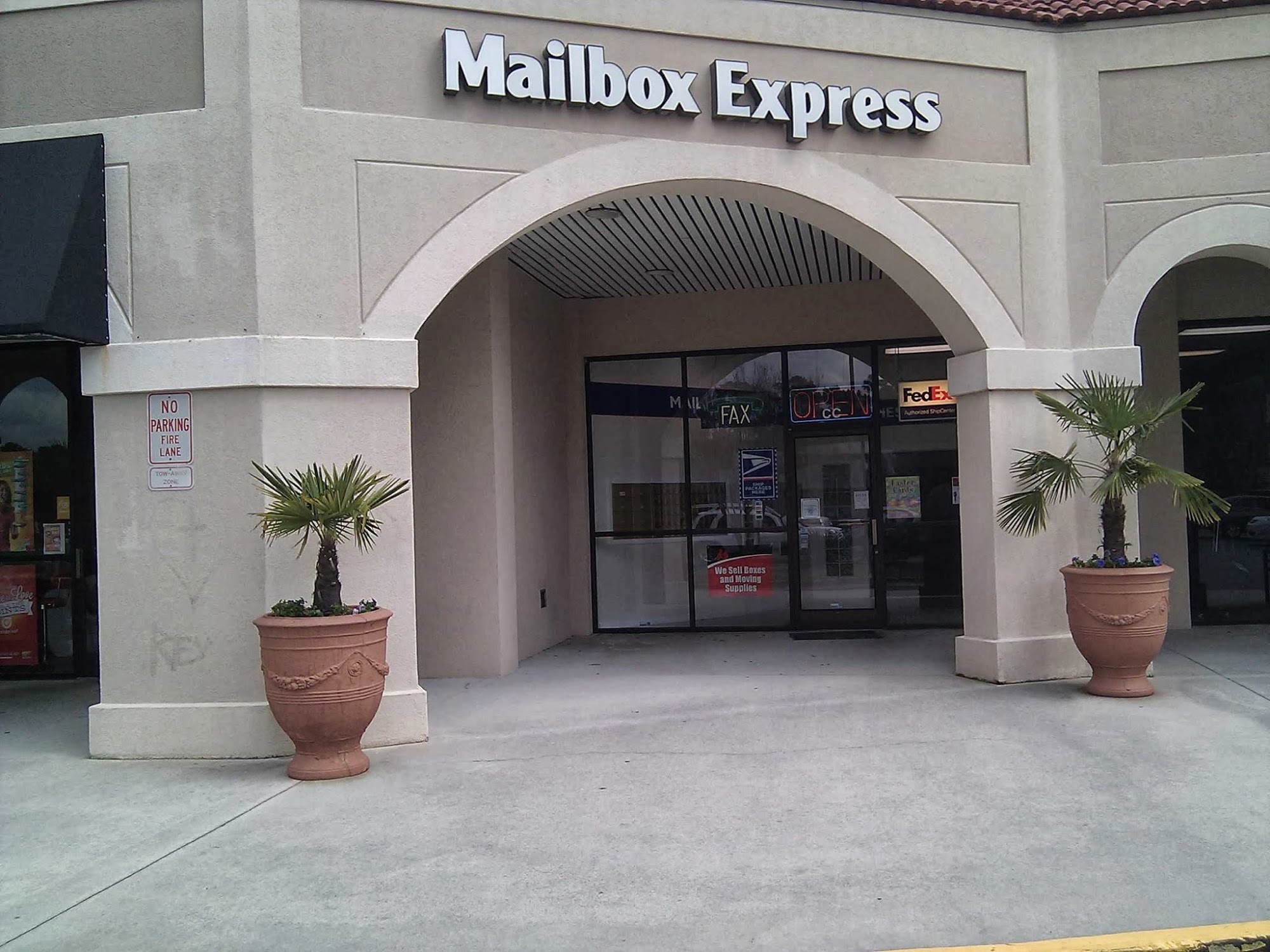 Mailbox Express -- A PackageHub Business Center