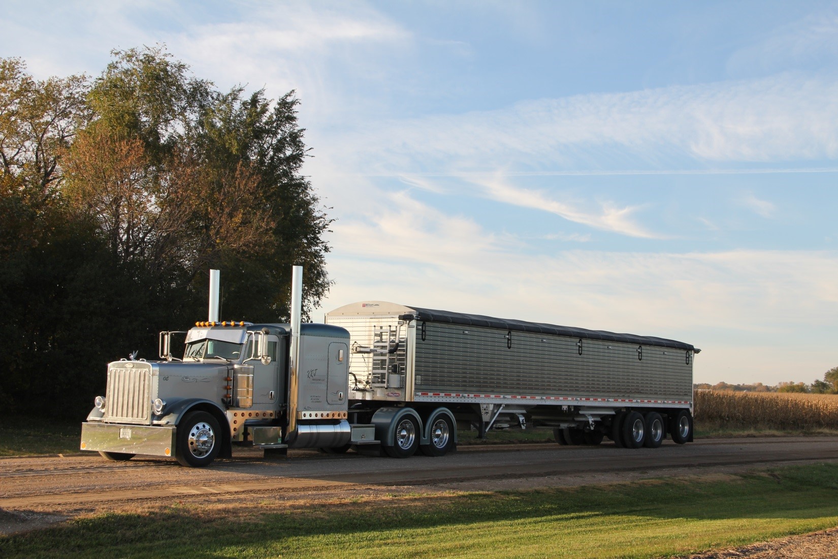 KRJ Trucking LLC