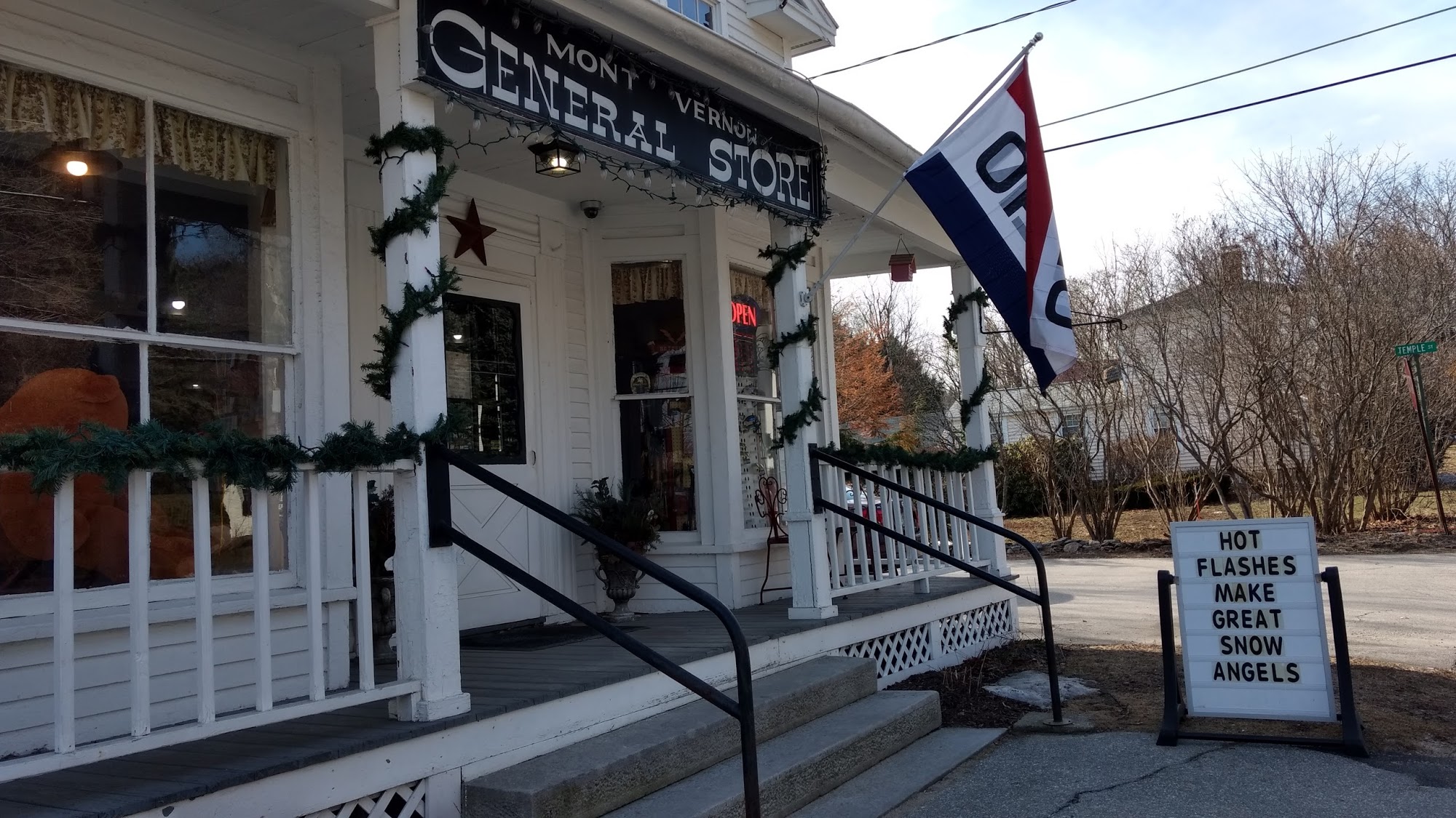Mont Vernon General Store