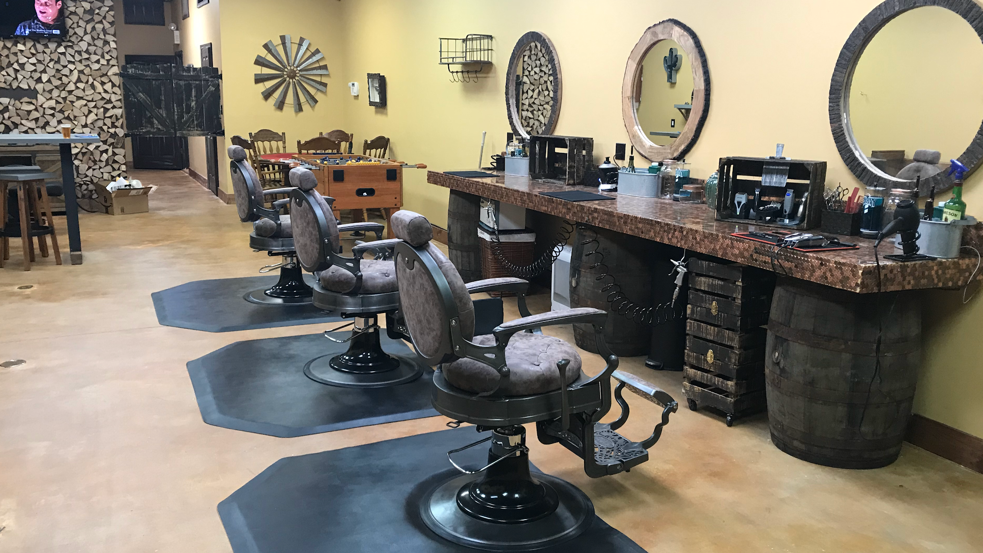 Dave's Shave and Barber Parlor