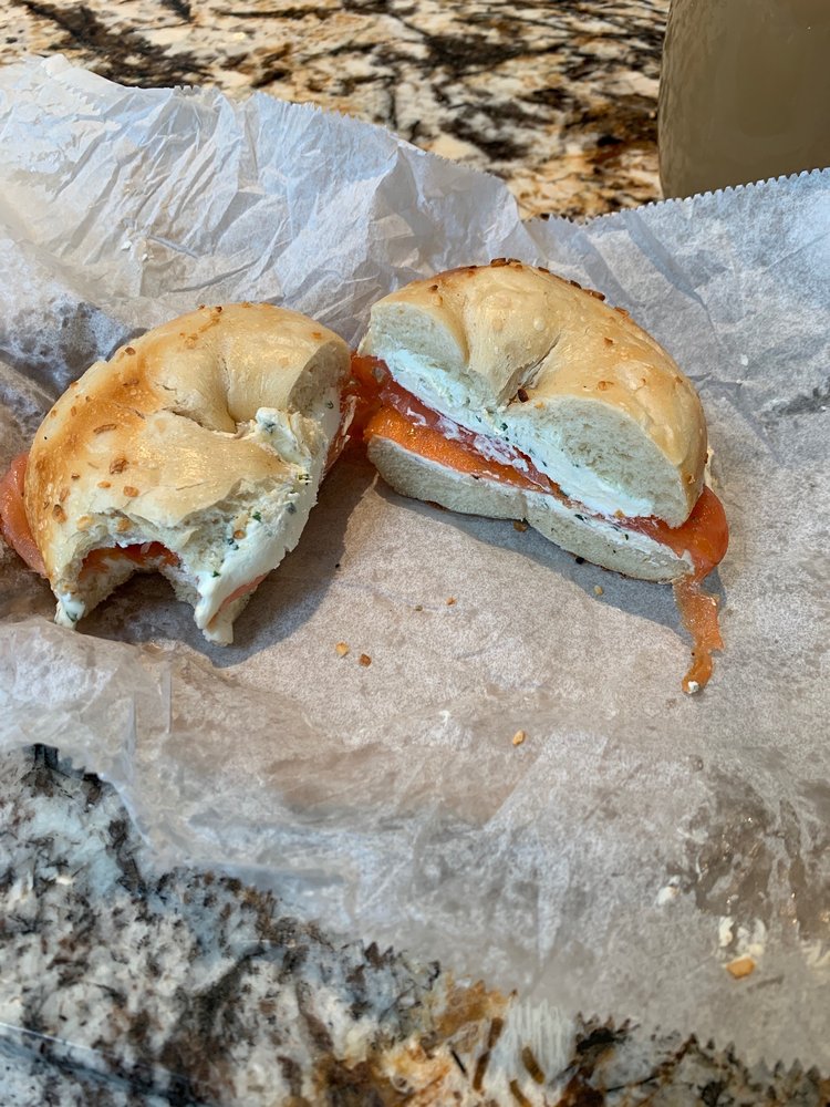 Tommy's Bagels