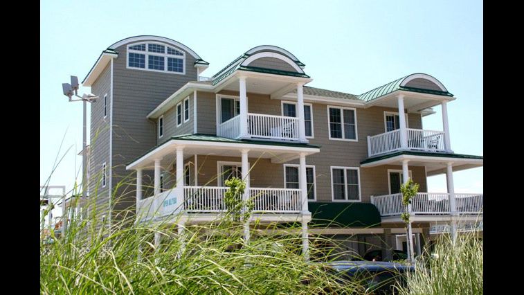 Ebb Tide Suites at Shorebreak Resorts