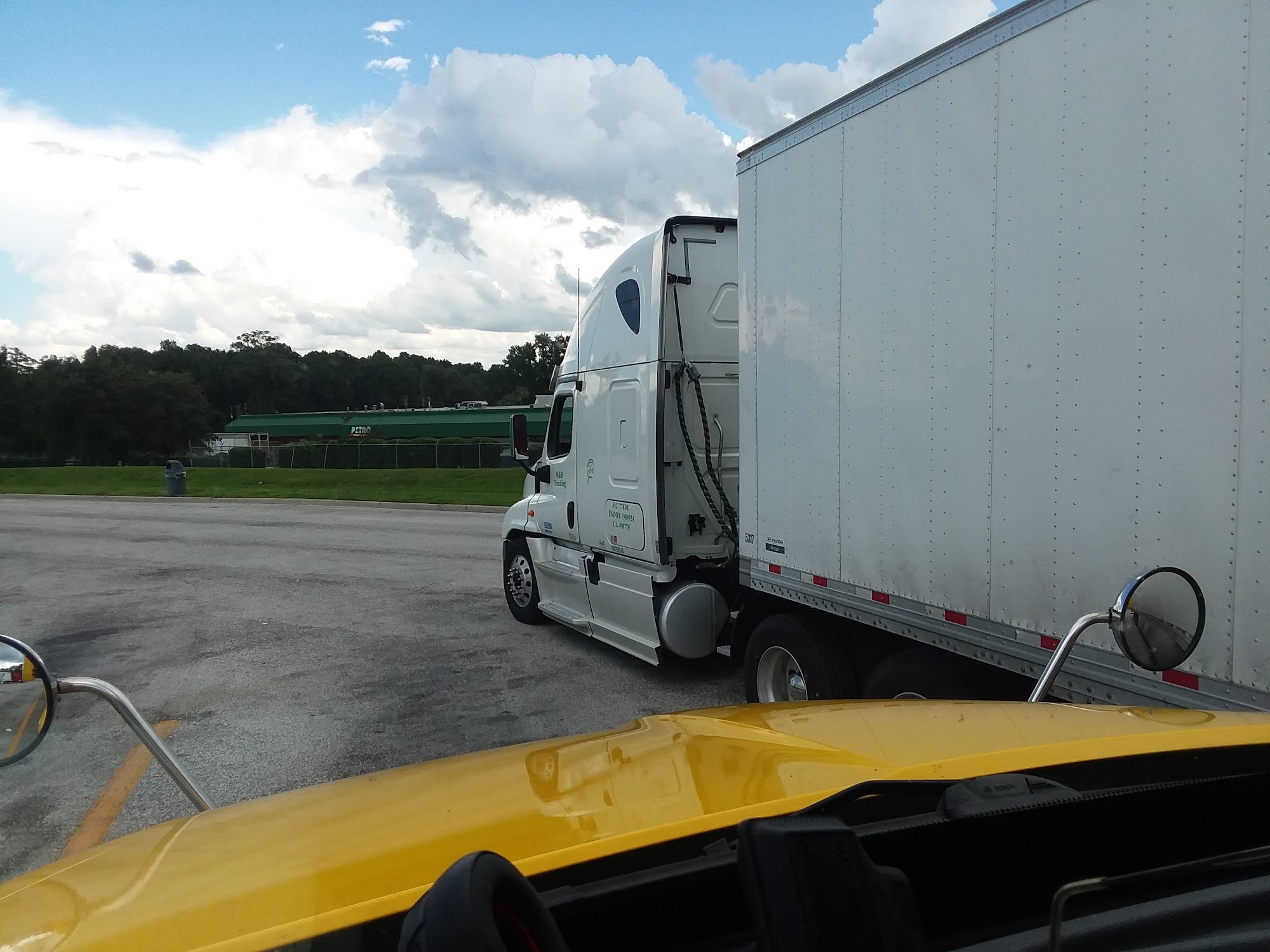 M & R Trucking Inc