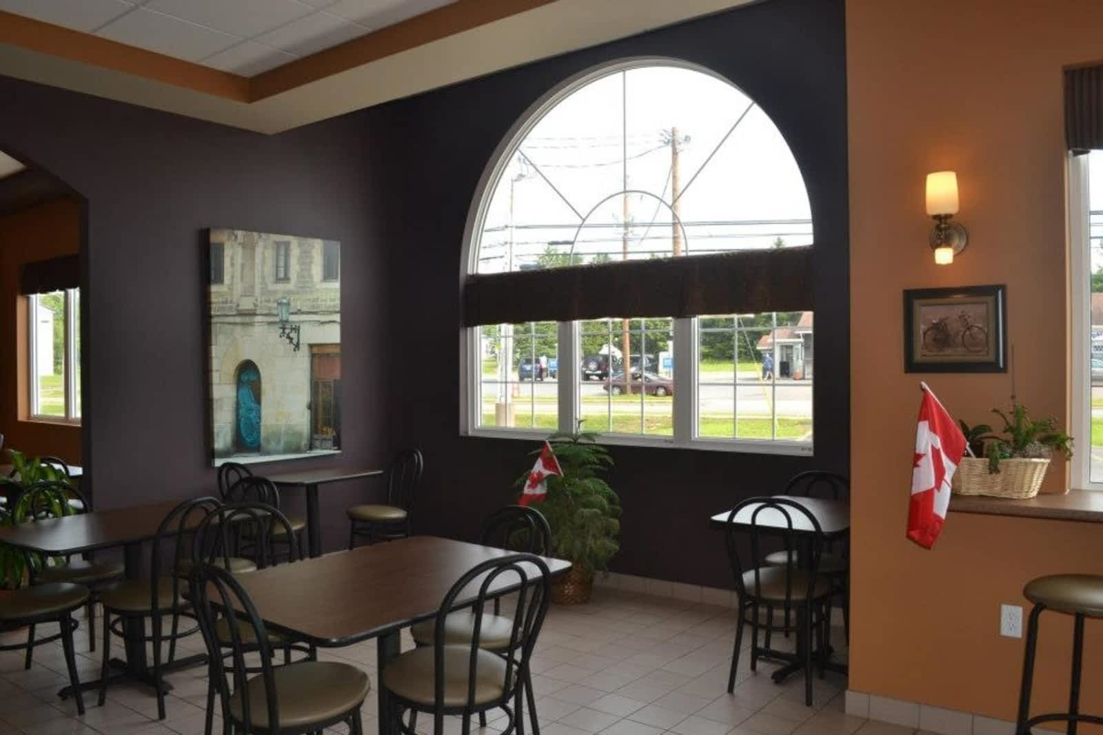Photo credit: yellowpages.ca