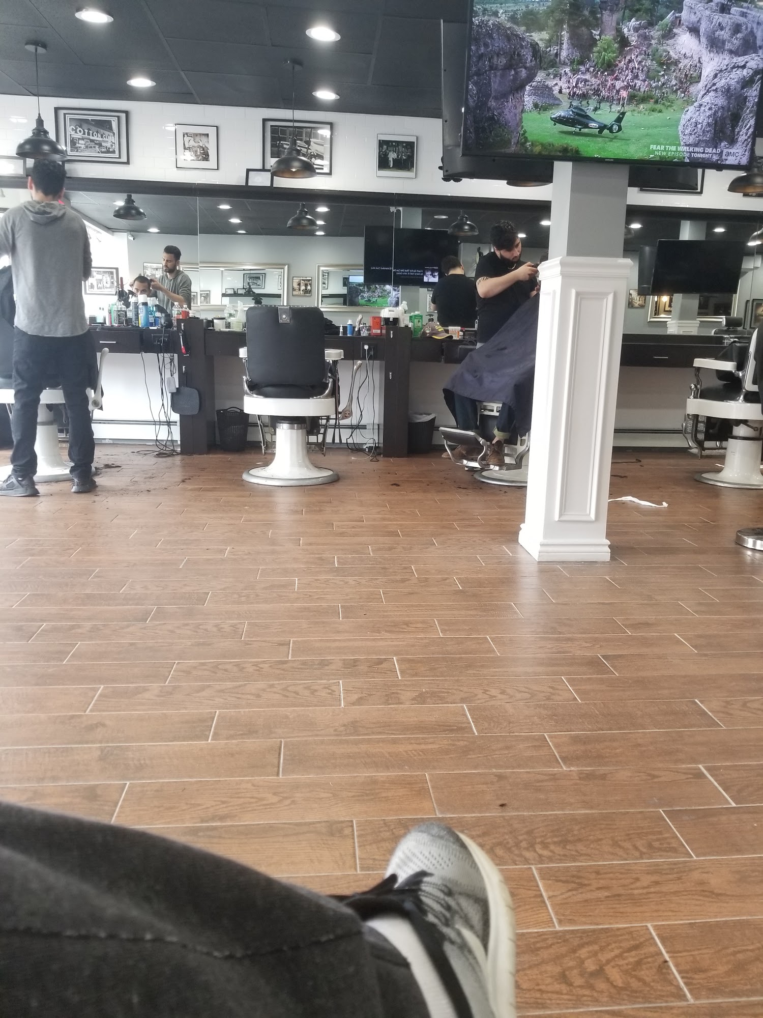 Gentlemens Den Barbershop