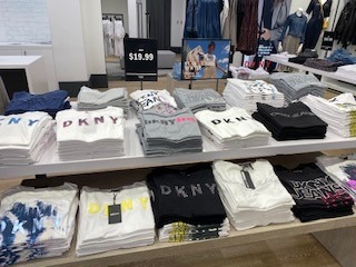 TANGER OUTLETS DEER PARK - Deer Park NY - Hours, Directions, Reviews