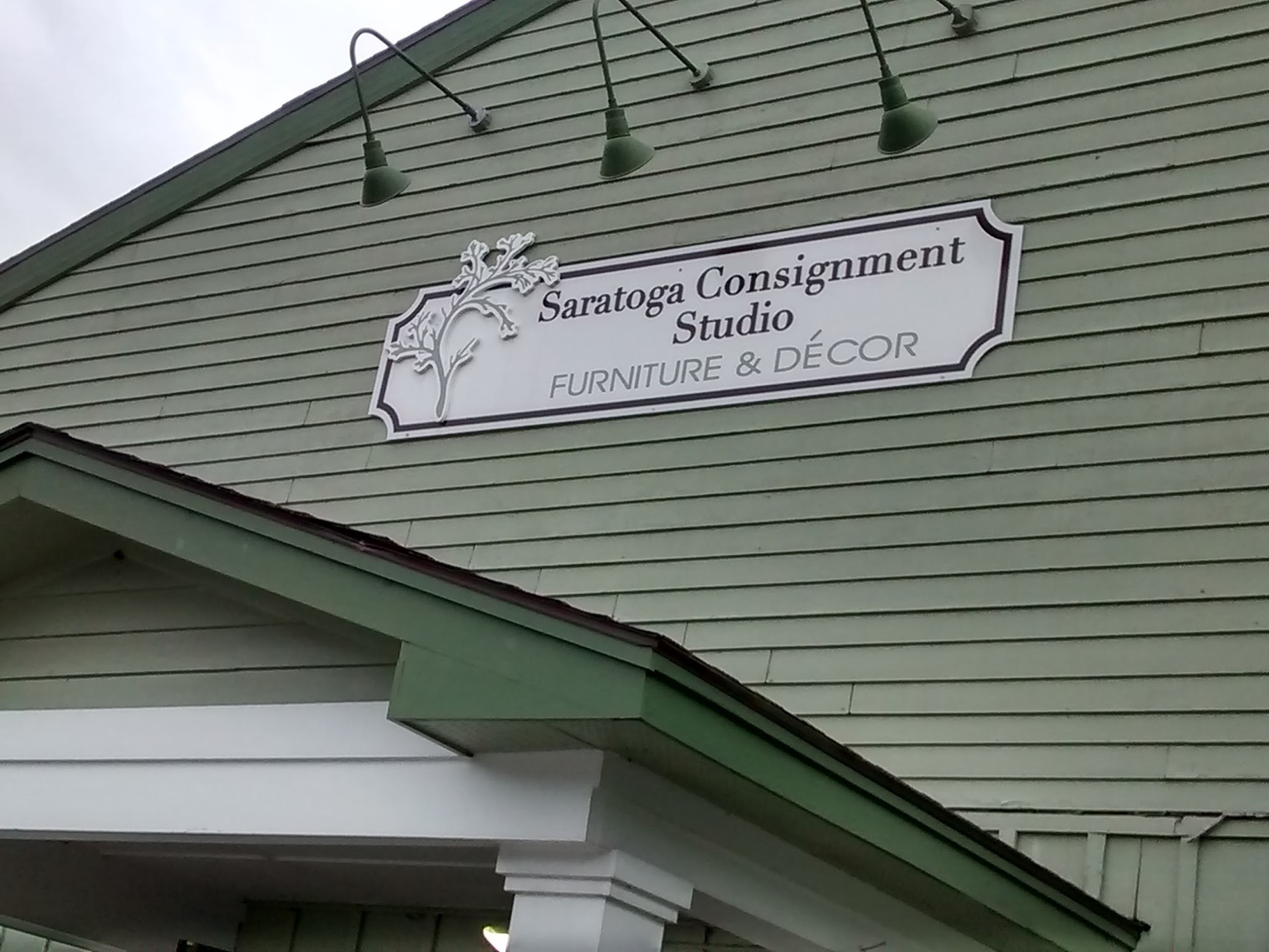 Saratoga Consignment Studio