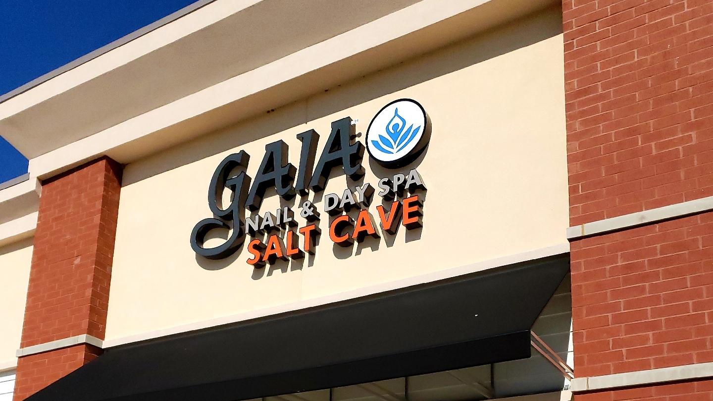 Gaia Nail and Salt Cave