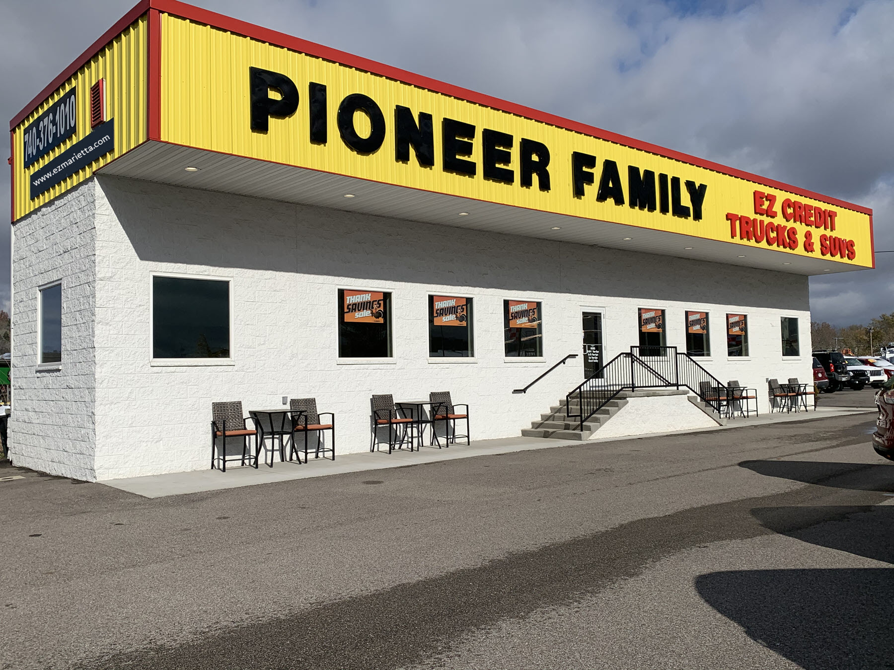 Pioneer-Family EZ Credit Trucks & SUVs