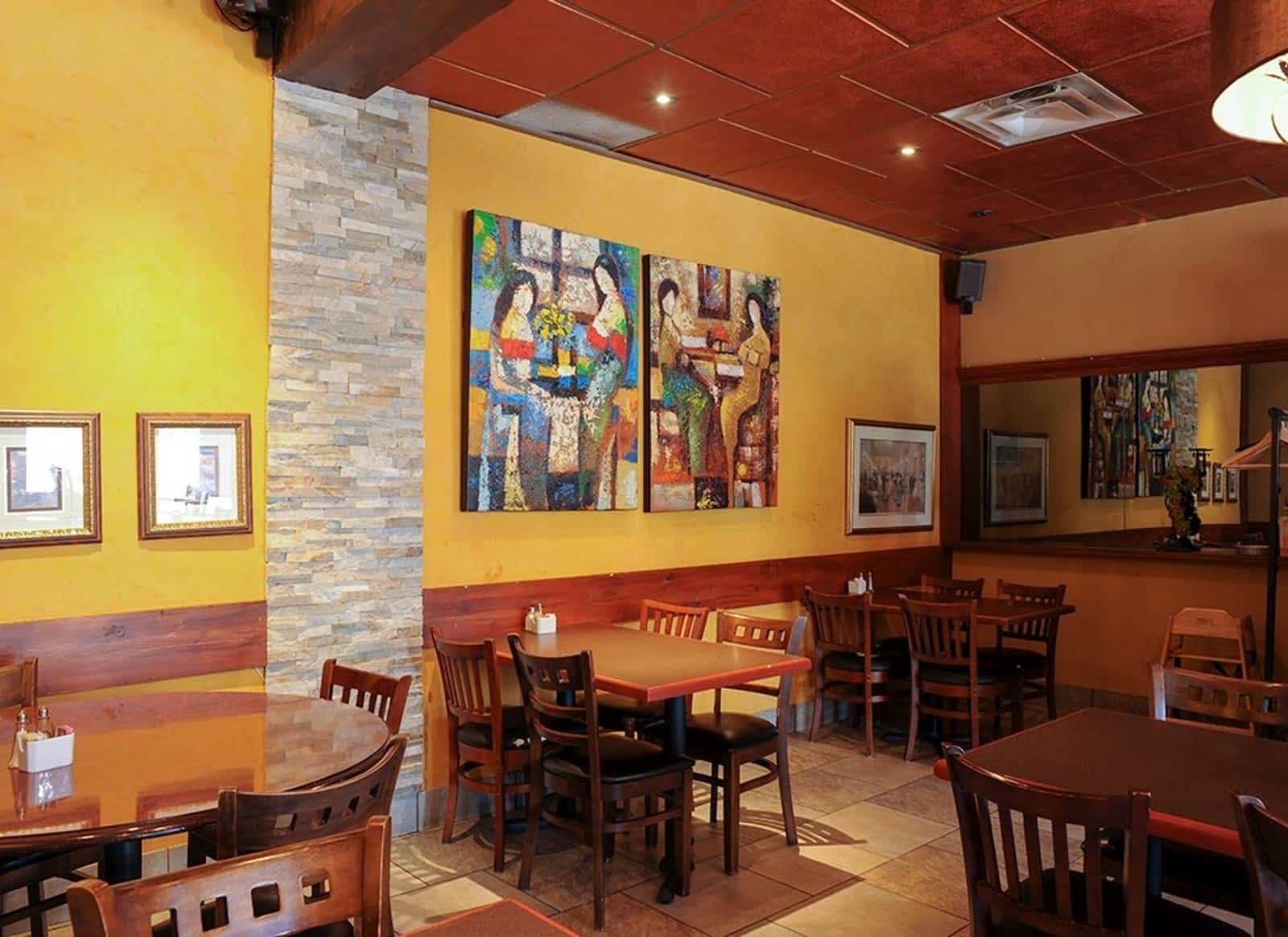 Photo credit: yellowpages.ca